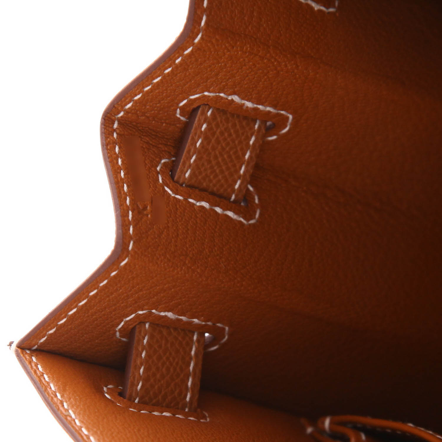 Hermès  Kelly 28 cm handbag  in gold epsom leather - Detail D4