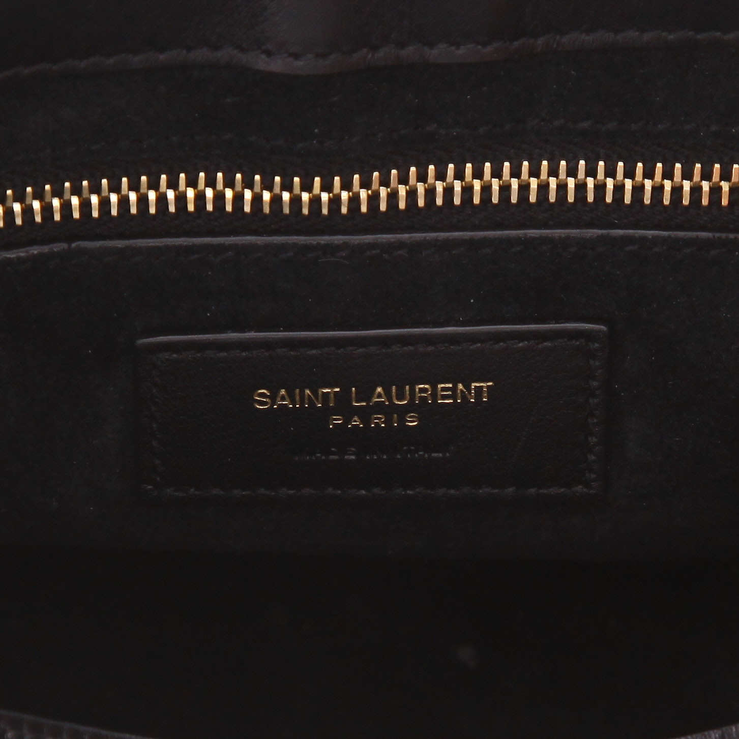 Bolso de mano Saint Laurent  5 à 7 en cuero negro - Detail D2