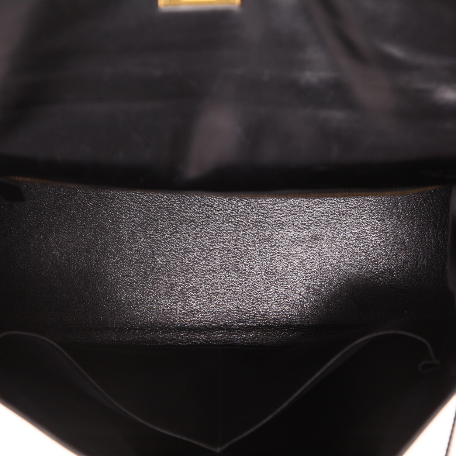 Hermès  Kelly 35 cm handbag  in black box leather - Detail D3