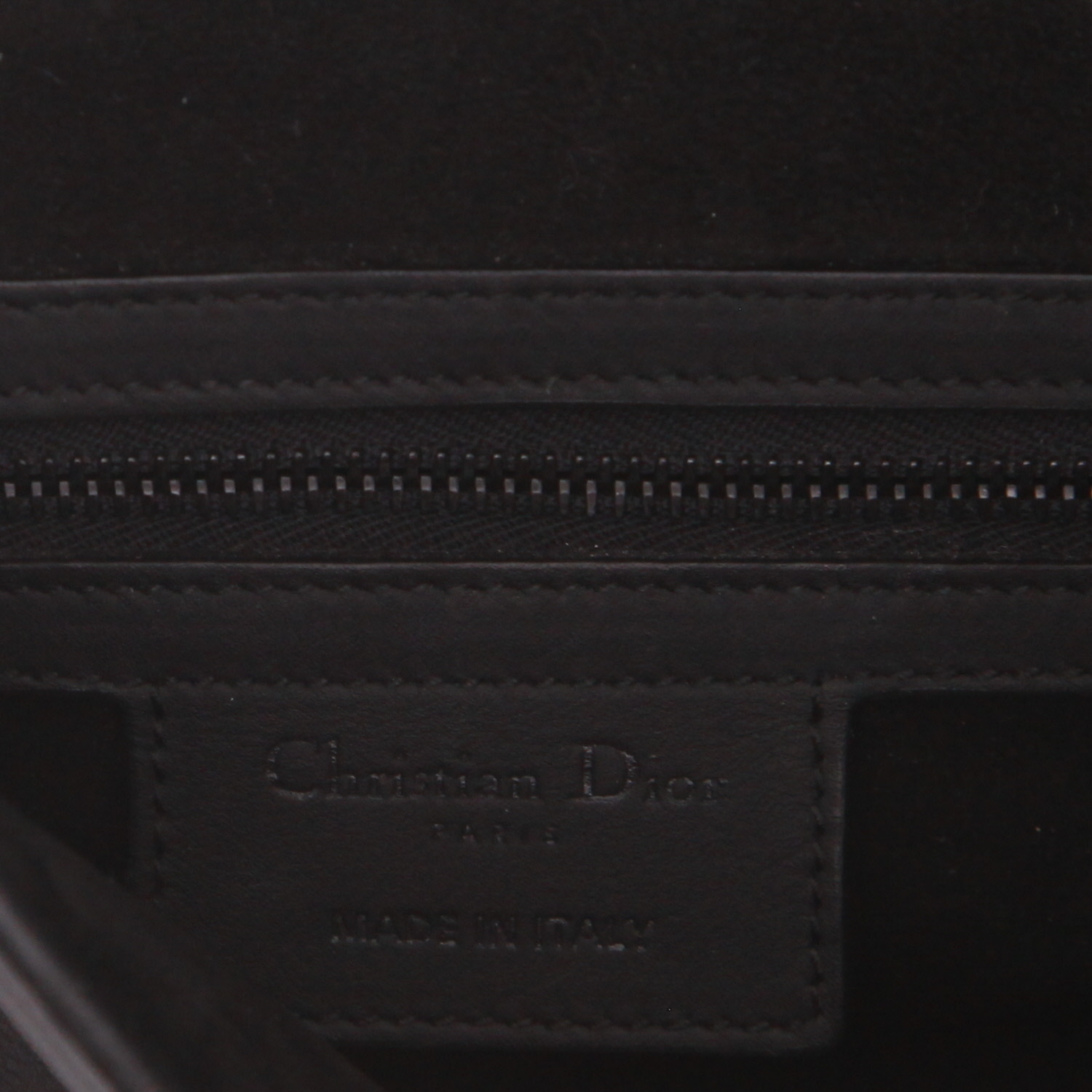 Sac à main Dior  Saddle en cuir noir - Detail D2