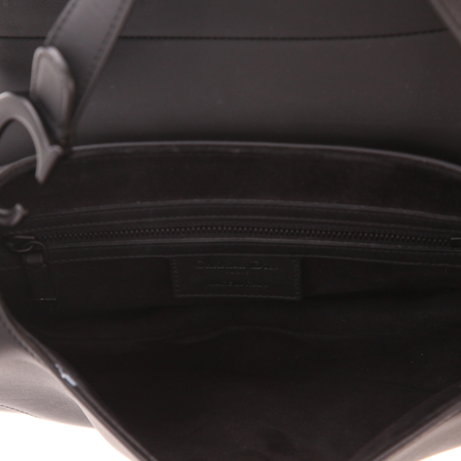 Sac à main Dior  Saddle en cuir noir - Detail D3