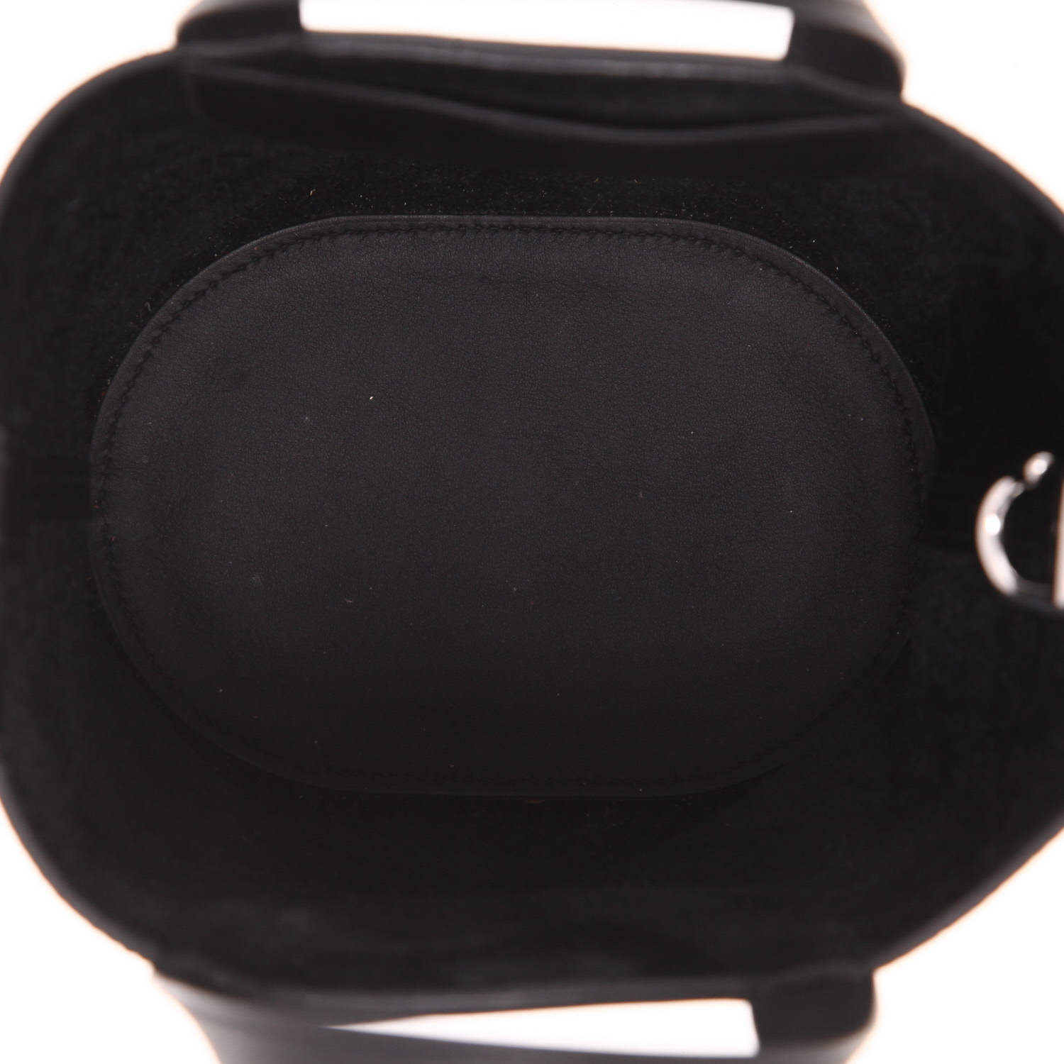 Hermès  In-The-Loop handbag  in black togo leather - Detail D3