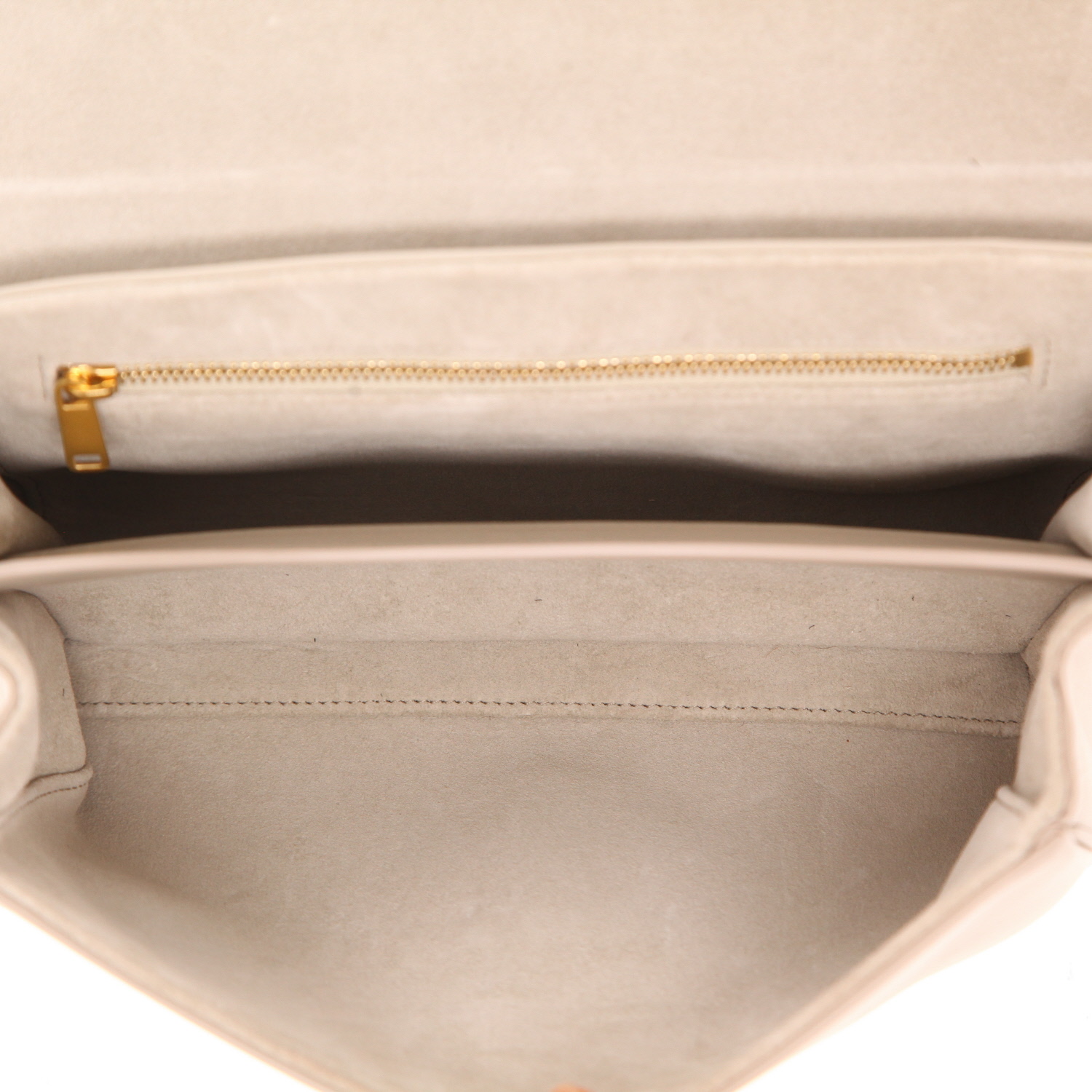 Bolso de mano Celine  Soft Teen en cuero granulado beige - Detail D3