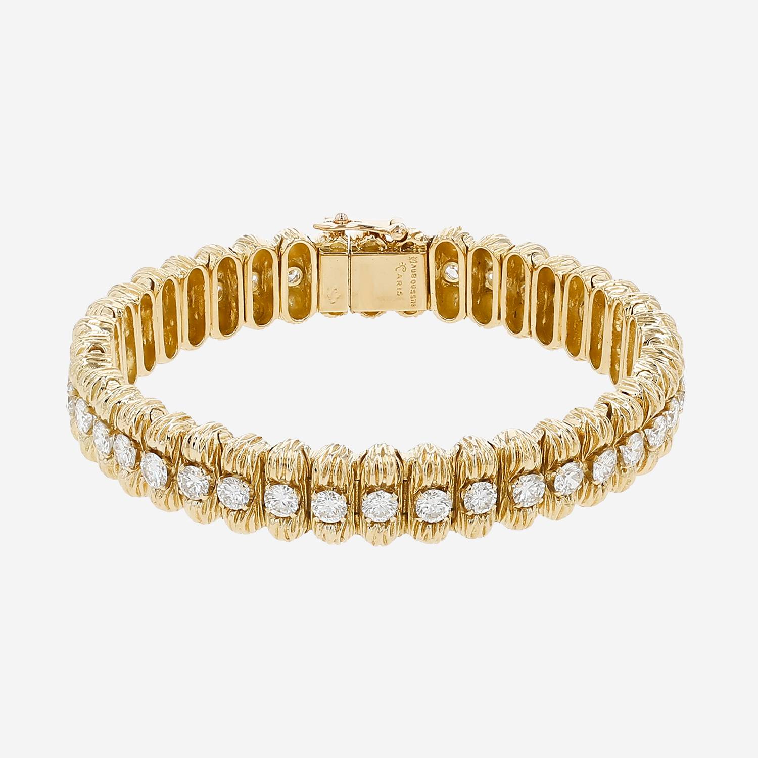 Mauboussin   1960's bracelet in yellow gold and diamonds