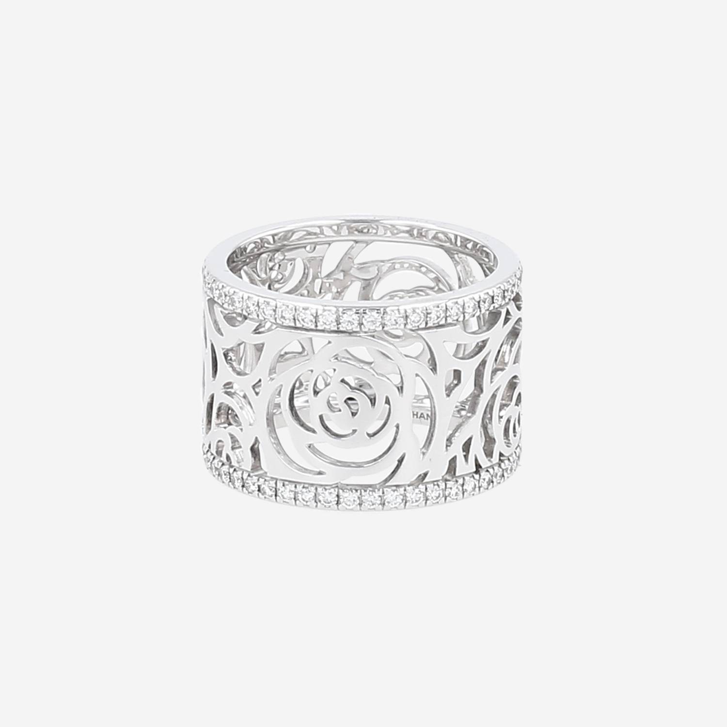 Sortija Chanel  de oro blanco y diamantes