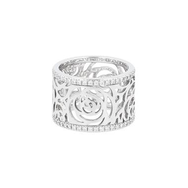 Bague bandeau Chanel  en or blanc et diamants