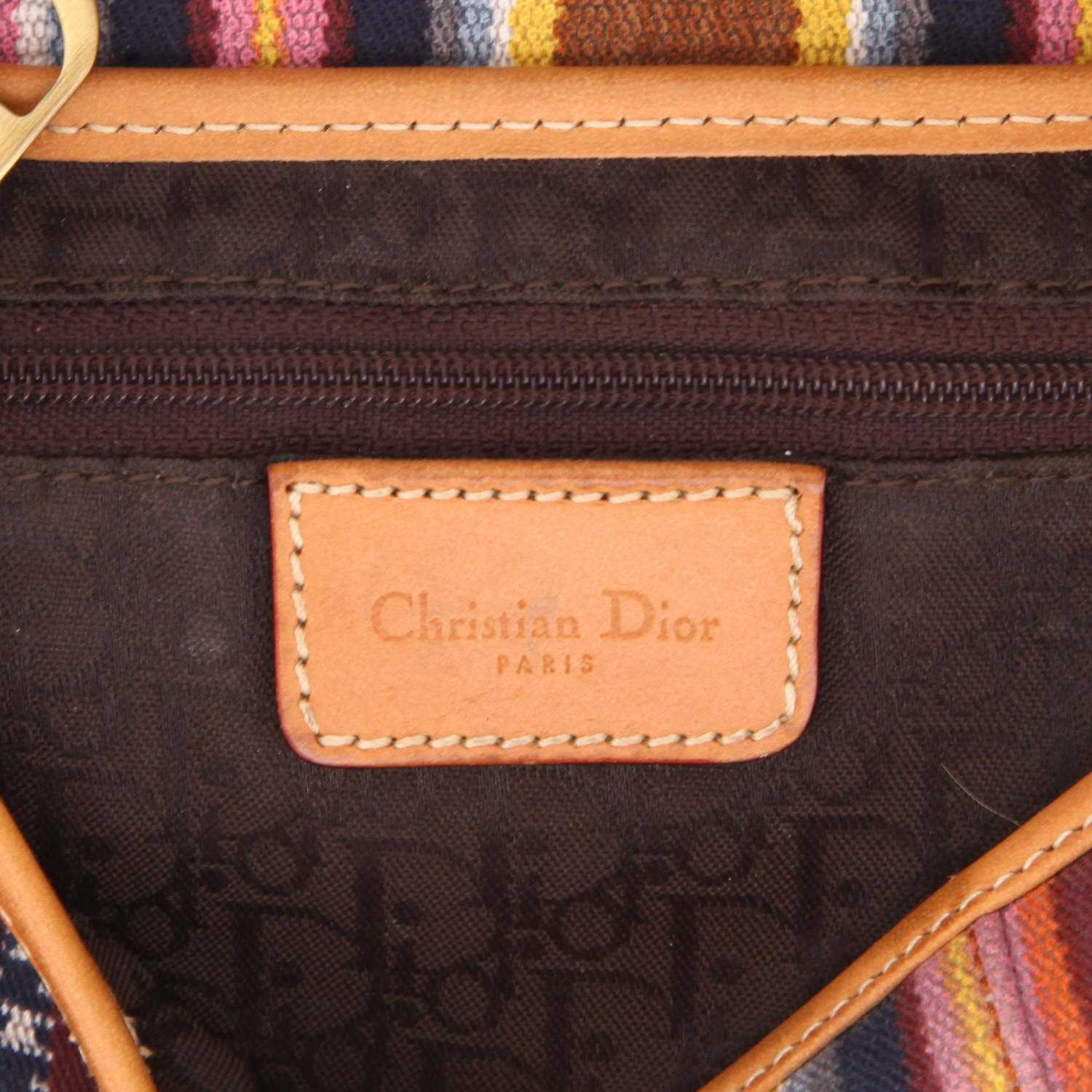 Bolso de mano Dior  Saddle en lona multicolor y cuero marrón - Detail D2