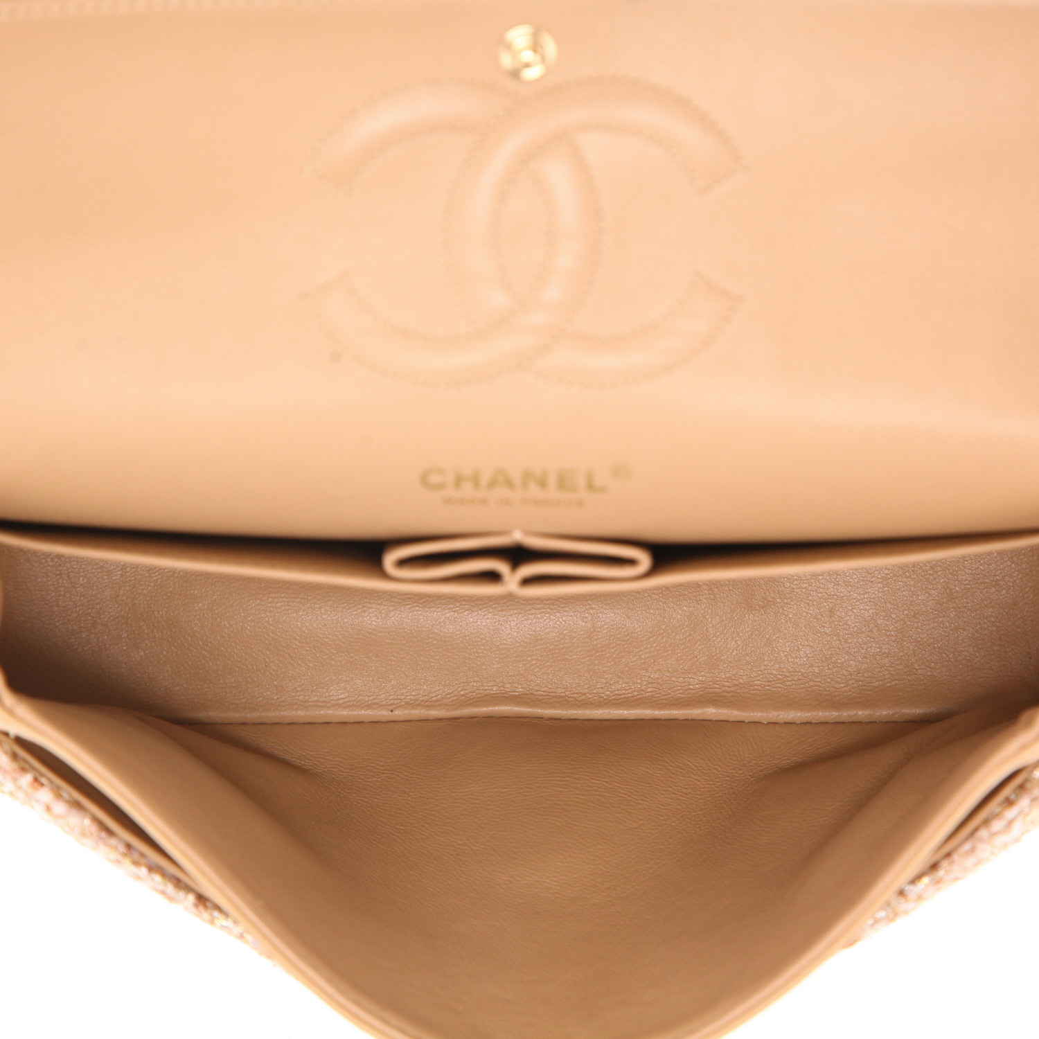 Chanel  Timeless Classic handbag  in gold tweed  and beige leather - Detail D3