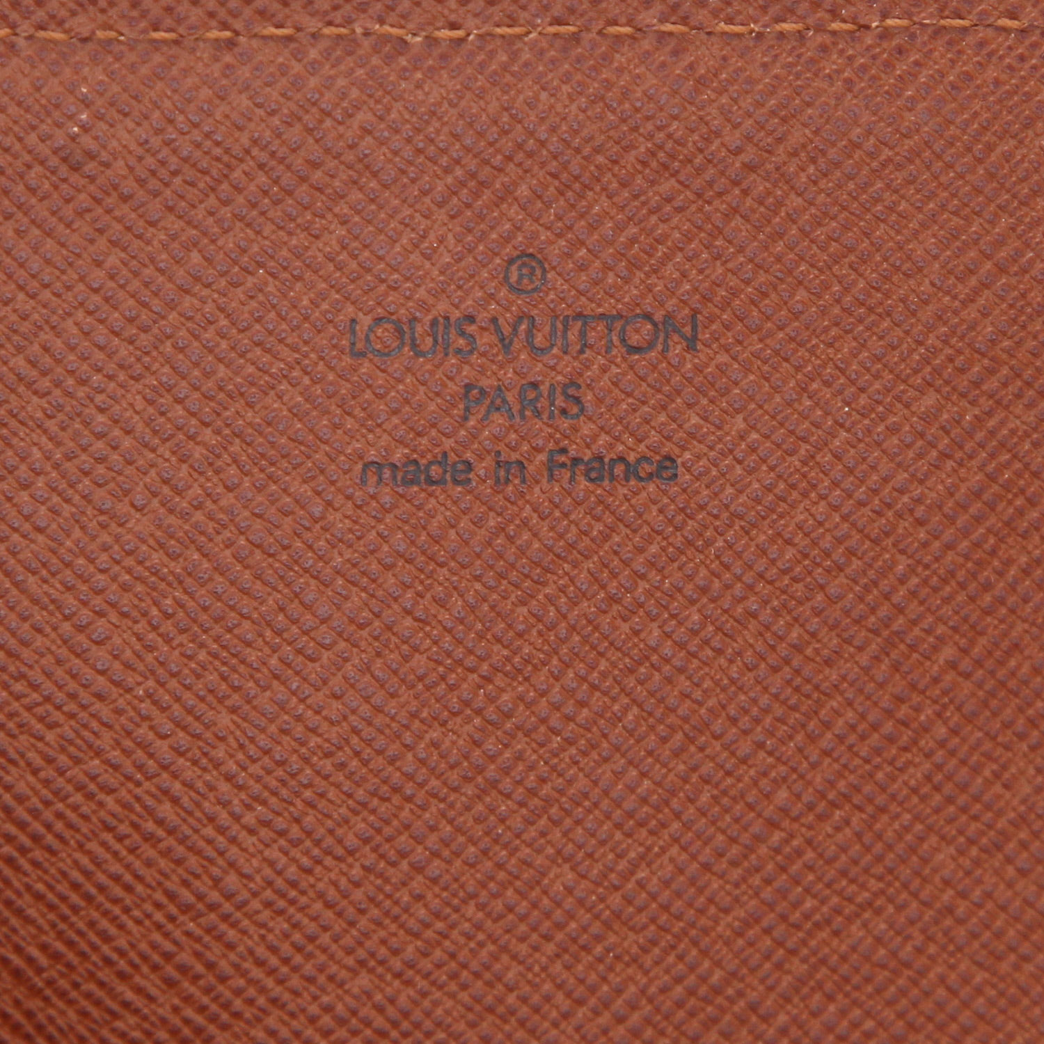 Louis Vuitton   briefcase  in brown monogram canvas - Detail D2