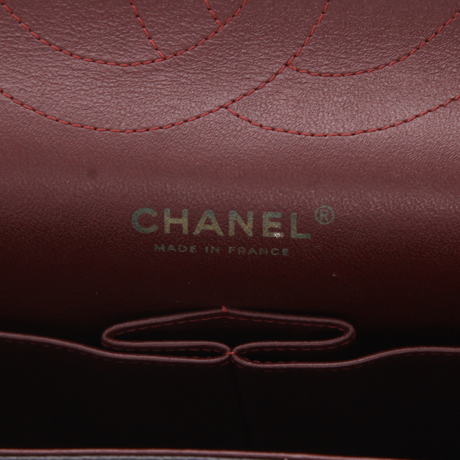 Sac bandoulière Chanel  Timeless Jumbo en cuir grainé matelassé noir - Detail D2