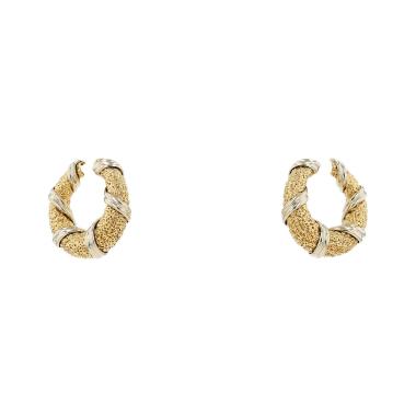 Paire de créoles Van Cleef & Arpels  en or jaune et or blanc