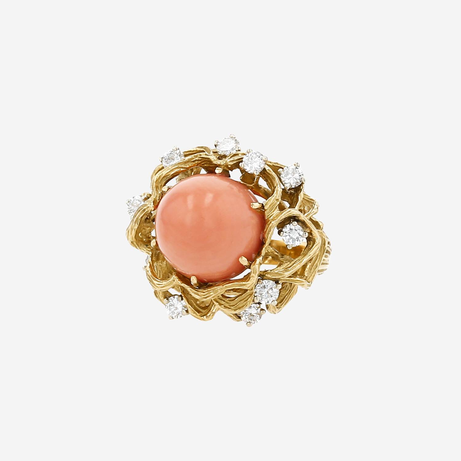 Vintage   1970's ring in yellow gold, coral and diamonds