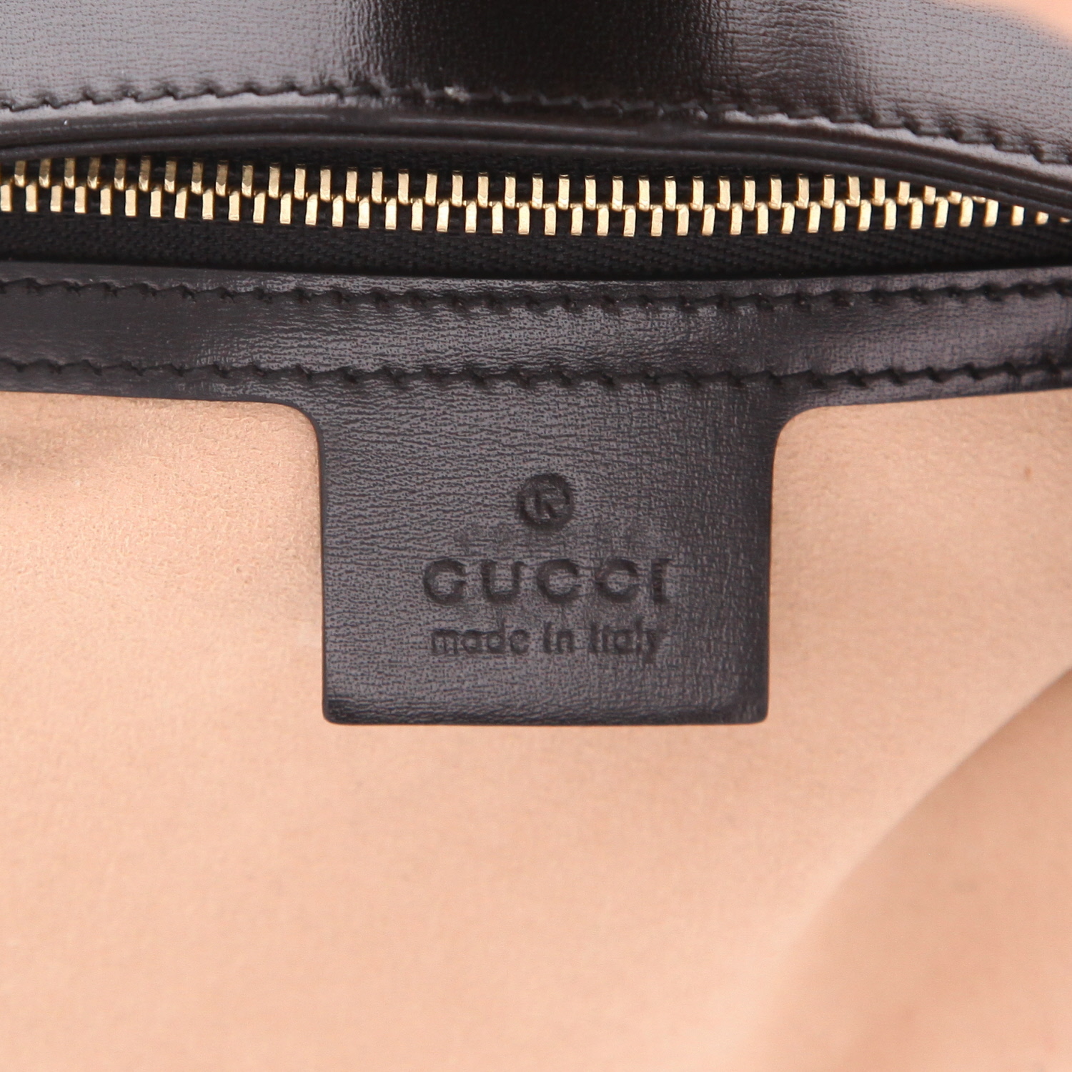 Sac bandoulière Gucci  Jackie en cuir noir - Detail D2