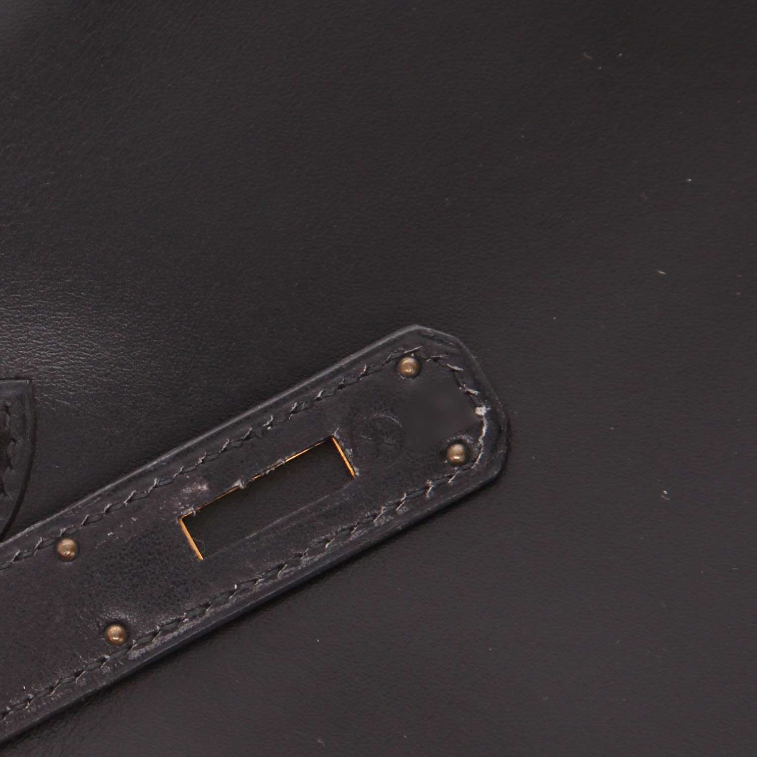 Hermès  Kelly 28 cm handbag  in black box leather - Detail D4