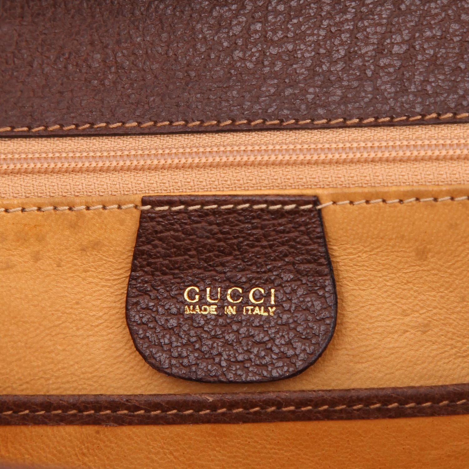 Gucci  Bamboo handbag  in brown leather  and bamboo - Detail D2