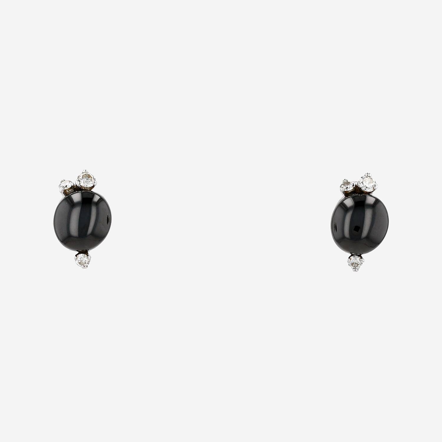 Pomellato Capri earrings in white gold, ceramic and diamonds