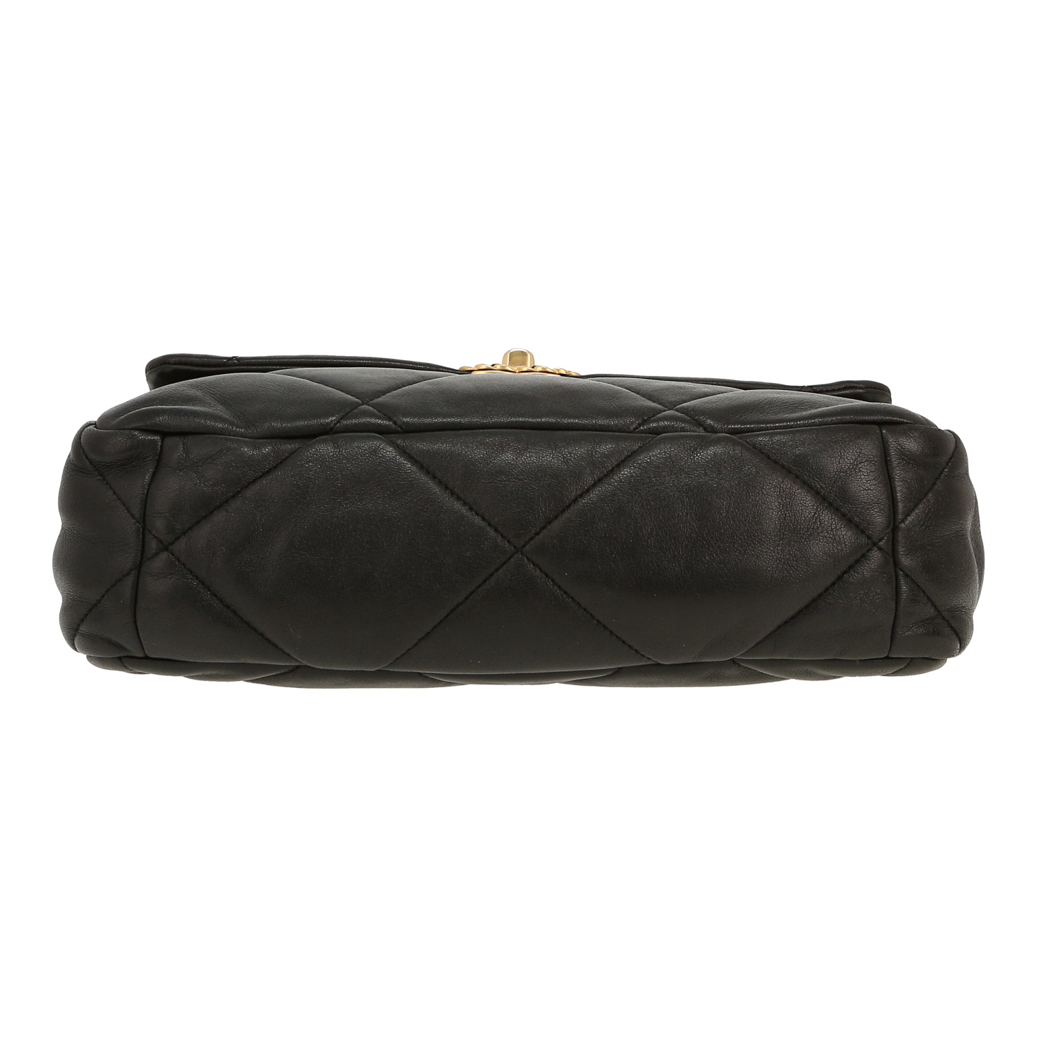 Sac bandoulière Chanel  19 en cuir matelassé noir - Detail D1