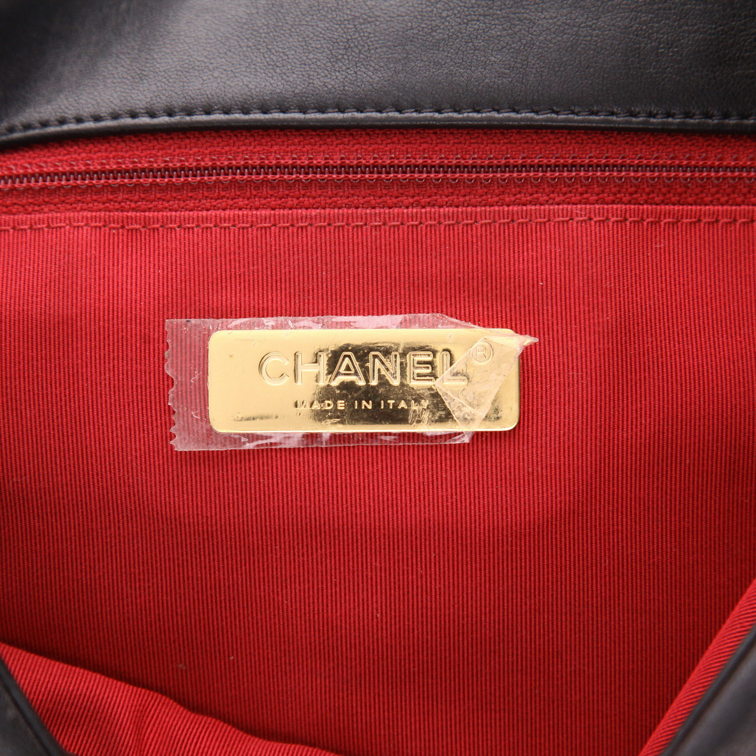 Borsa a tracolla Chanel  19 in pelle trapuntata nera - Detail D2