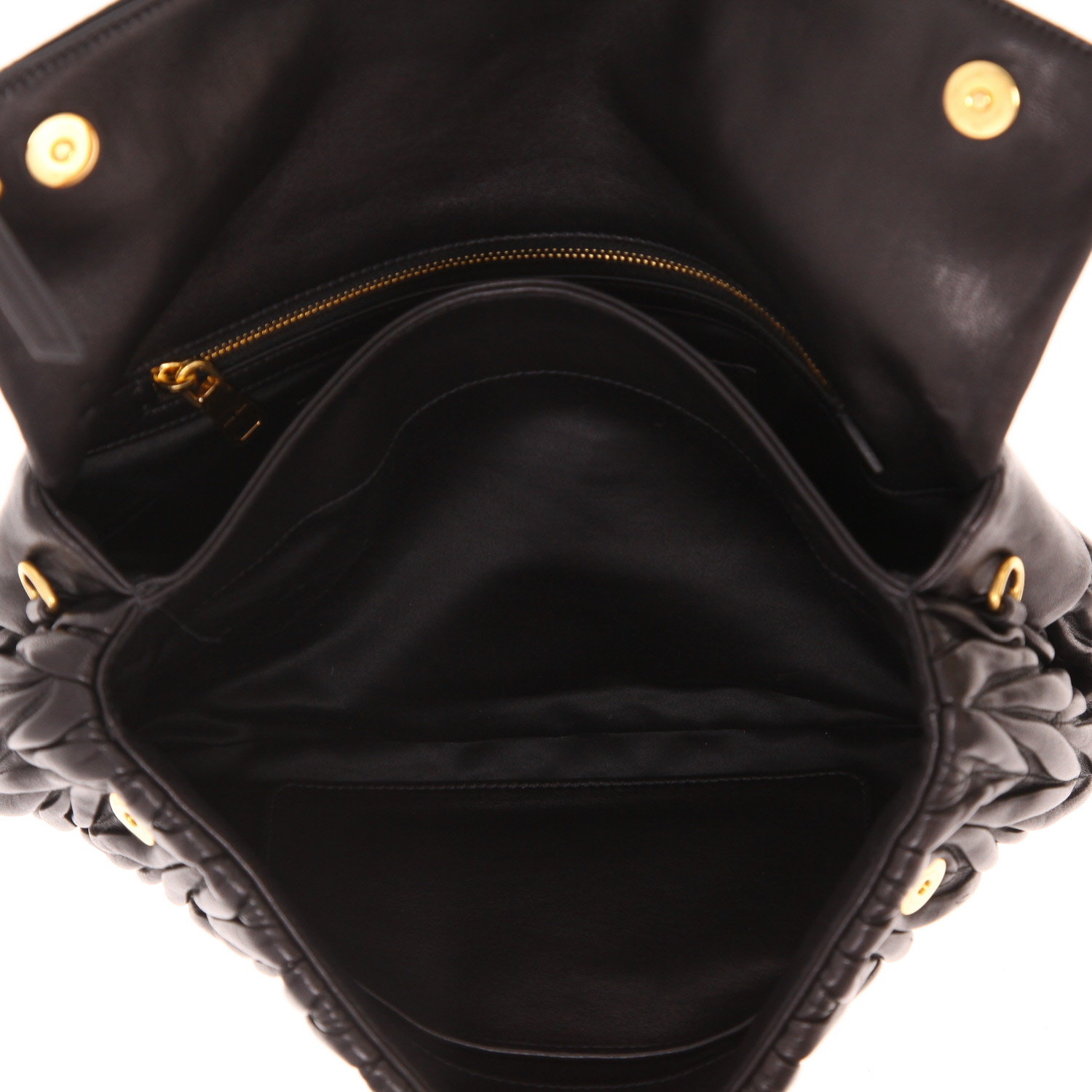 Bolso bandolera Miu Miu   en cuero con relieve negro - Detail D4