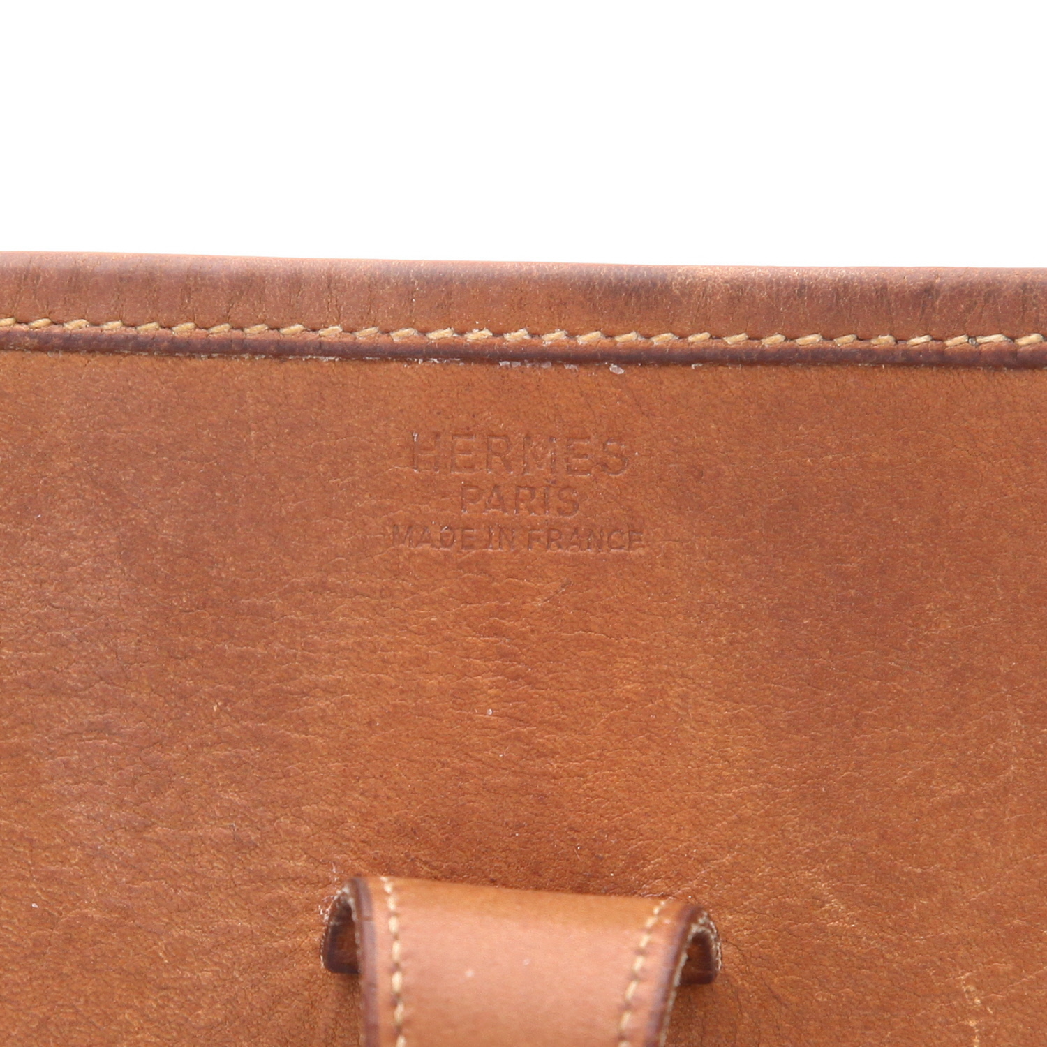 Bolso bandolera Hermès  Evelyne en cuero Barenia rojizo - Detail D2