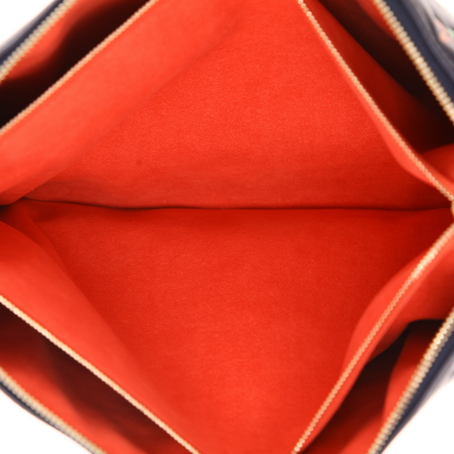 Bolso bandolera Louis Vuitton  Coussin en cuero monogram huella multicolor y cuero azul marino - Detail D3