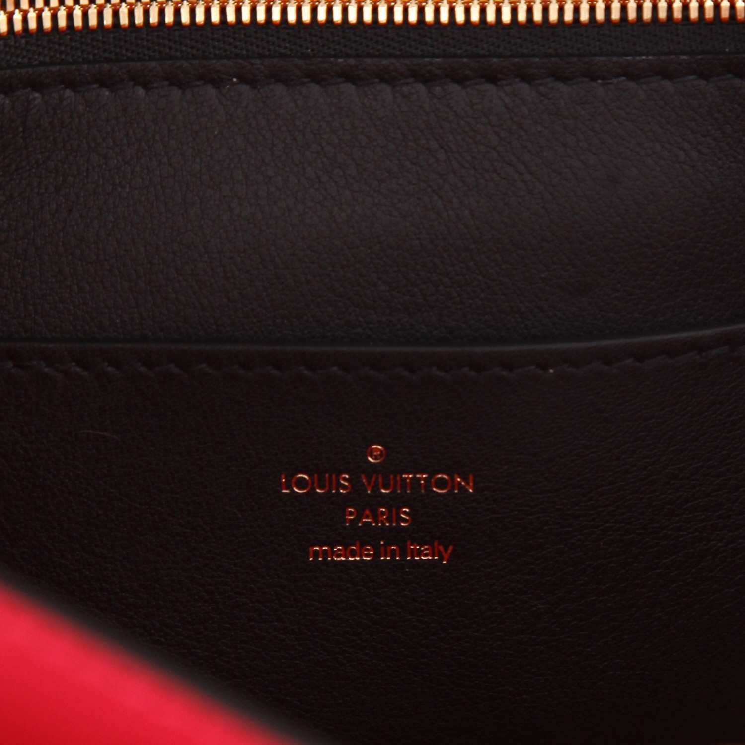Sac à main Louis Vuitton  Pont Neuf en alligator noir - Detail D2