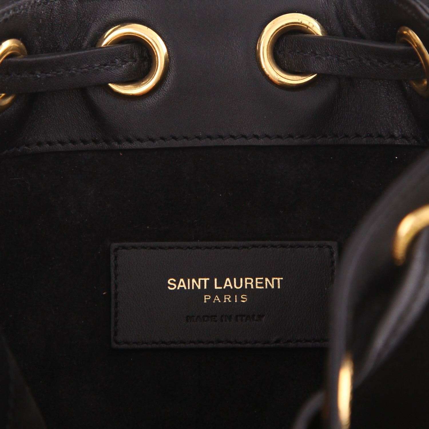 Saint Laurent  Emmanuelle shoulder bag  in black leather - Detail D2