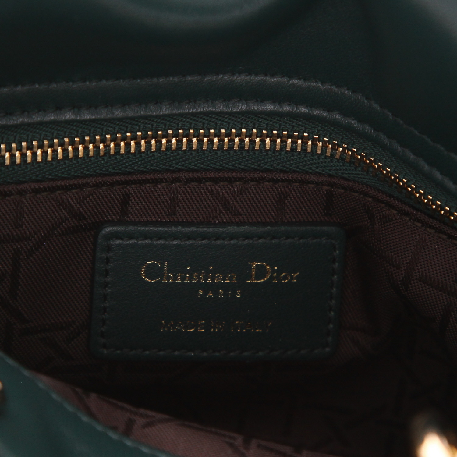 Sac bandoulière Dior  Lady Dior mini  en cuir cannage vert - Detail D2