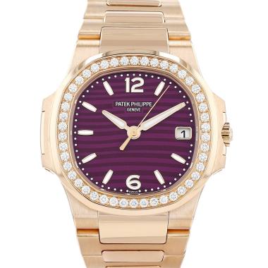 Patek Philippe Nautilus  in pink gold Ref: Patek Philippe - 7010/1R-013  Circa 2024