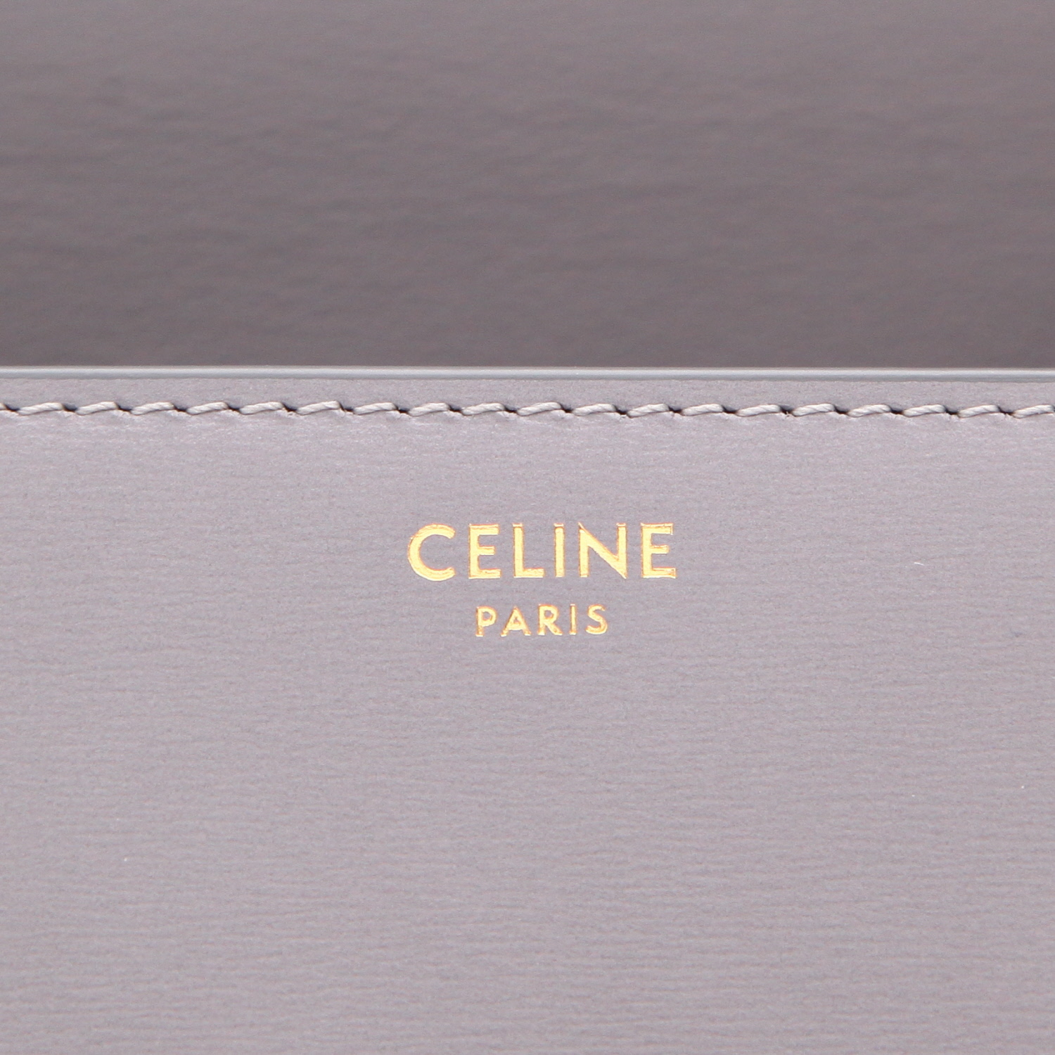 Celine  Triomphe Teen shoulder bag  in grey leather - Detail D2