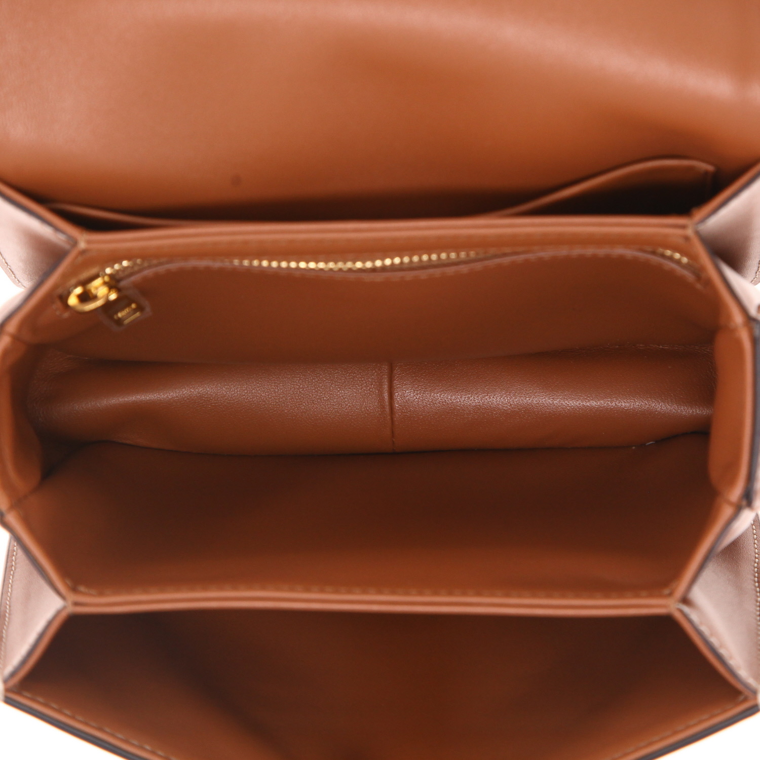 Bolso bandolera Celine  Triomphe en tejido "Triomphe" marrón y cuero marrón - Detail D3