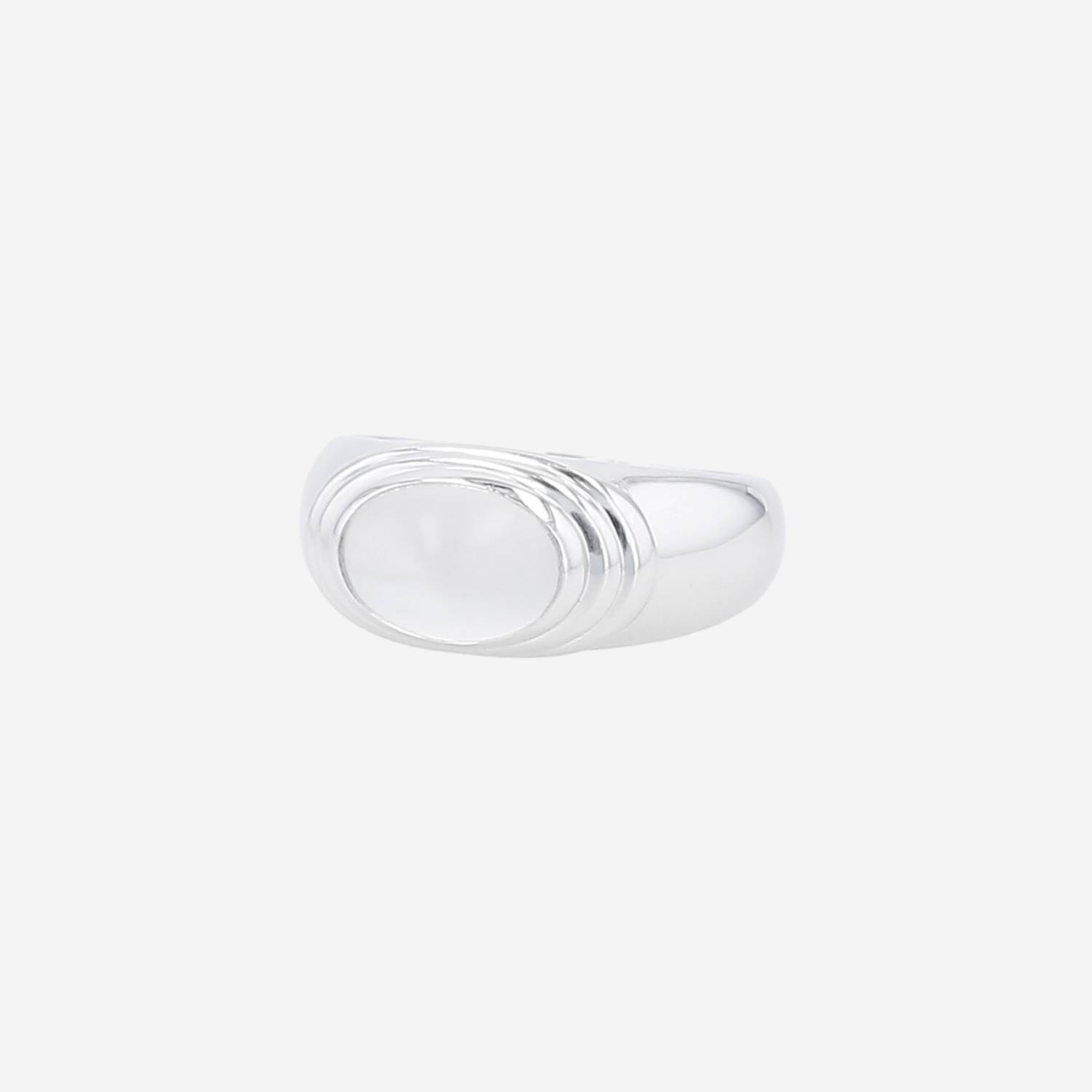 Boucheron Jaipur  1990's ring in white gold and rock crystal