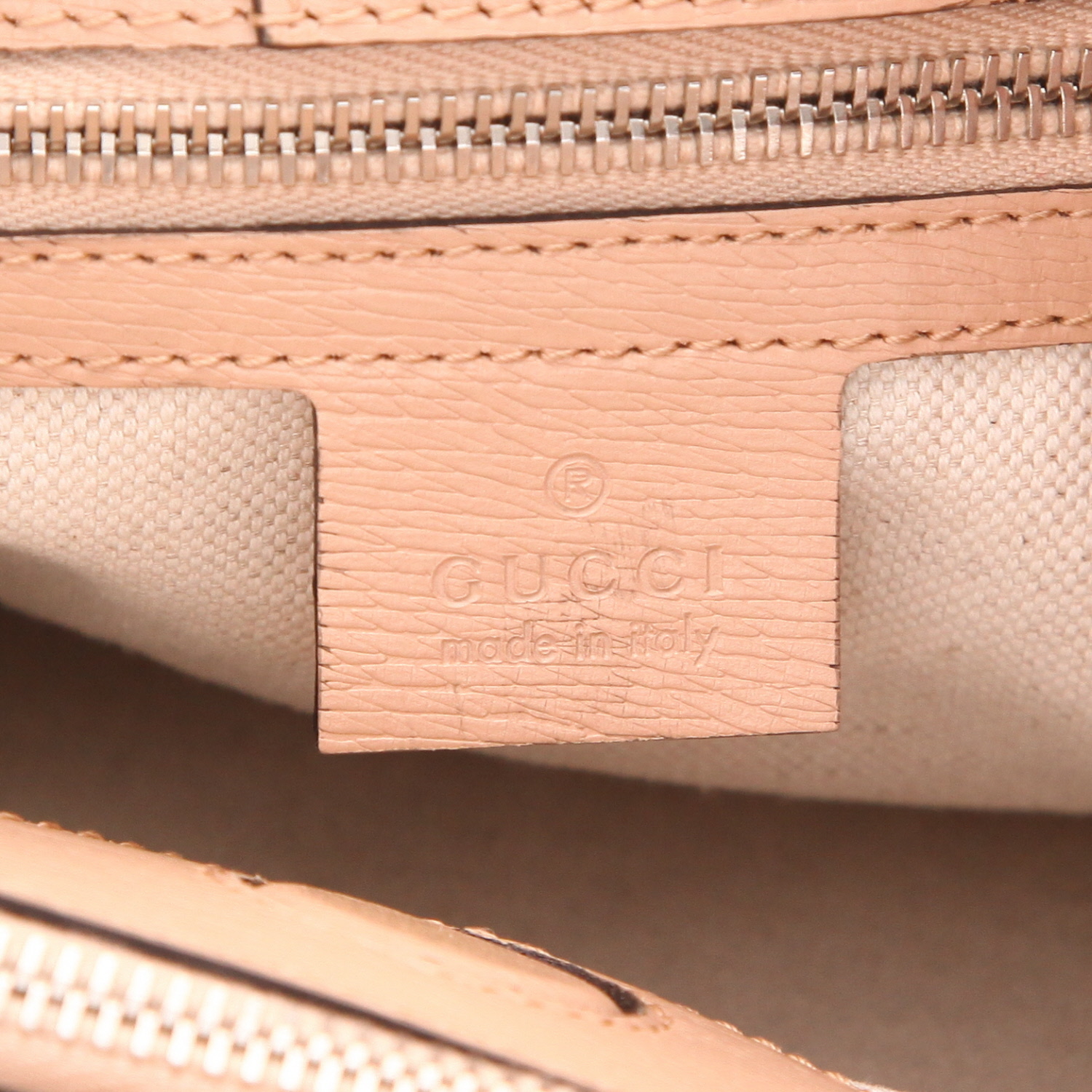 Gucci  Bamboo handbag  in beige and pink leather  and bamboo - Detail D2
