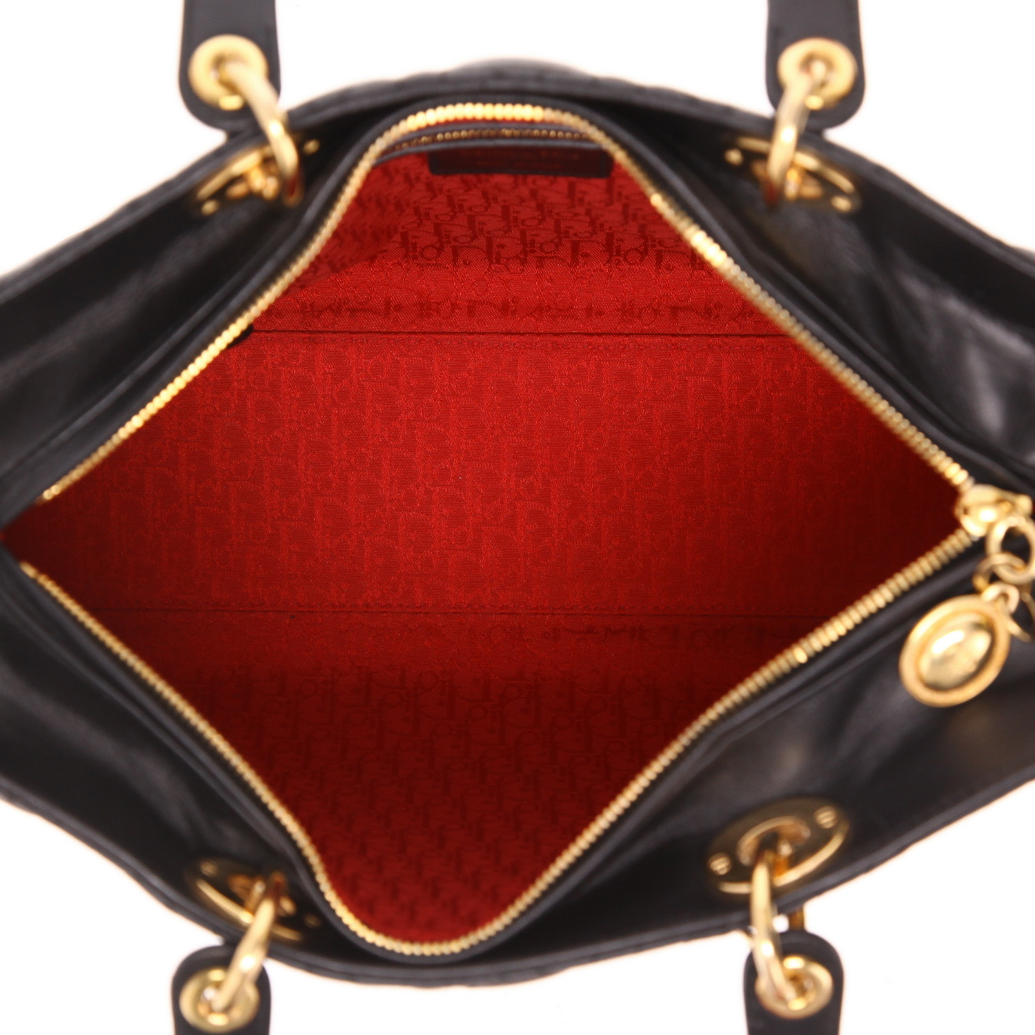 Sac à main Dior  Lady Dior en cuir cannage noir - Detail D3