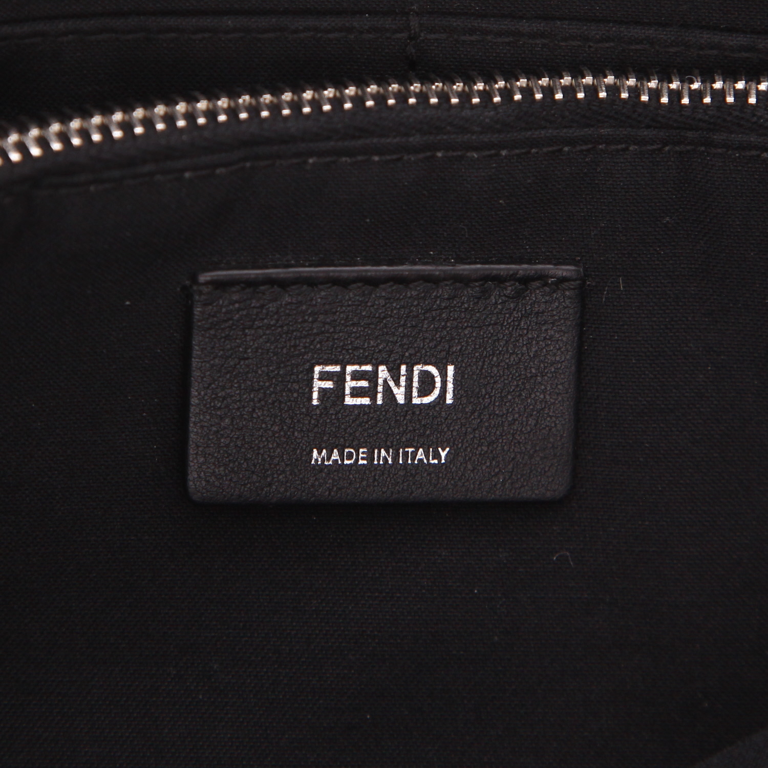 Bolso de mano Fendi  By the way en cuero negro - Detail D2