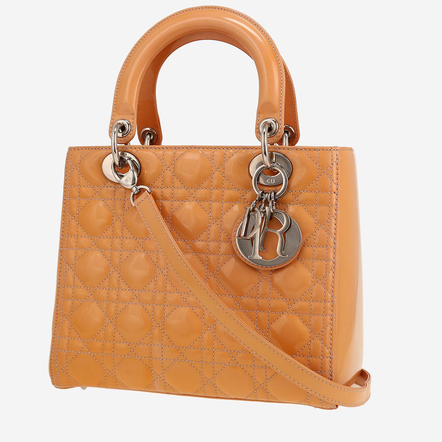 Borsa Dior  Lady Dior in pelle verniciata beige