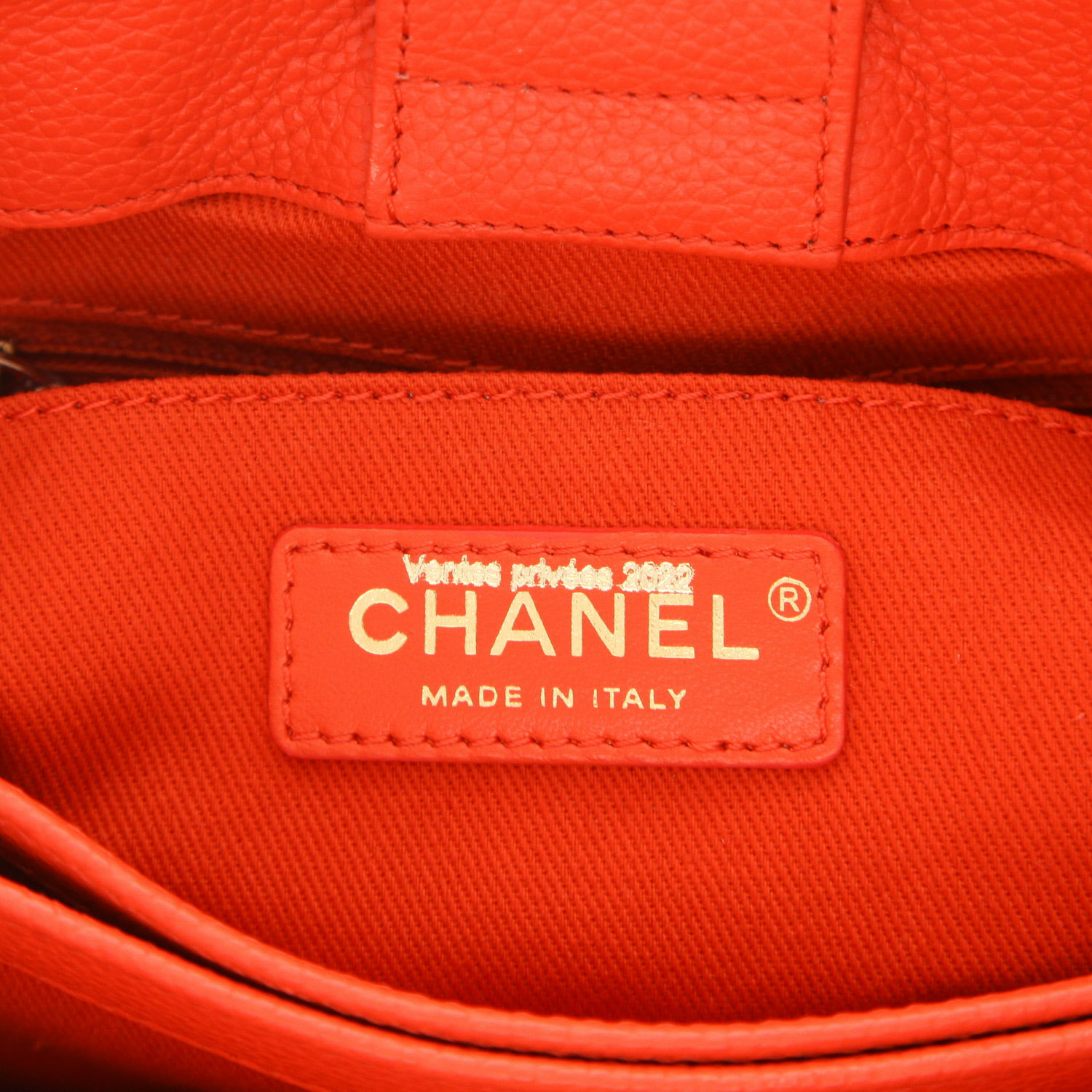 Borsa a tracolla Chanel  Neo Executive in pelle arancione - Detail D2
