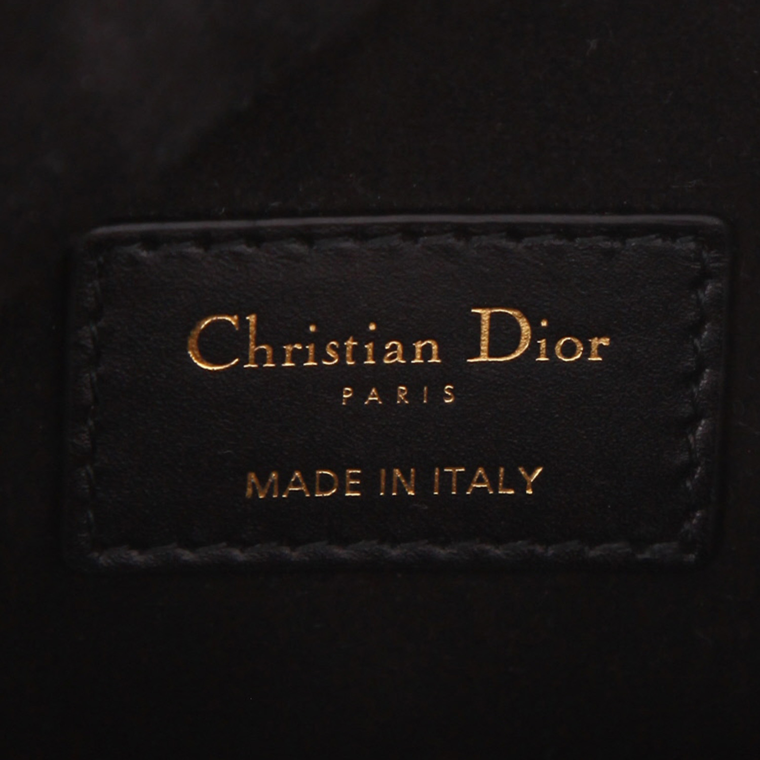 Bolsito-cinturón Dior  Pochette Saddle en cuero negro - Detail D2