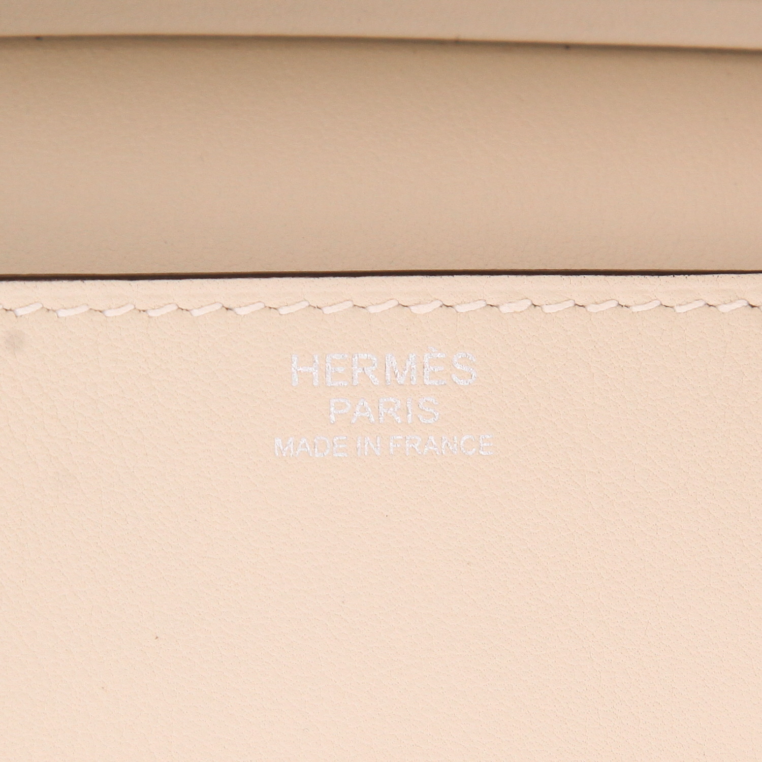 Sac/pochette Hermès   en cuir Swift Craie - Detail D2
