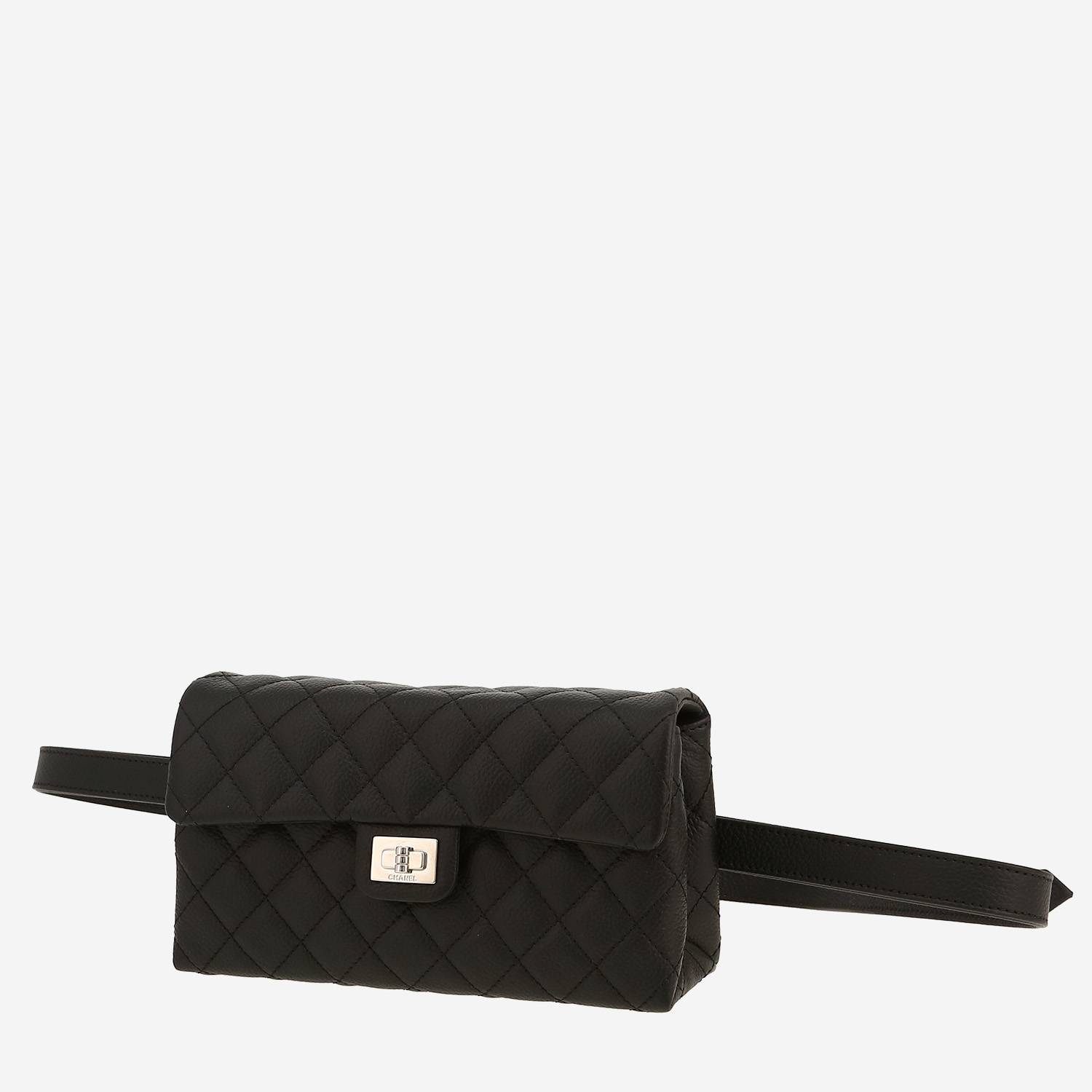 Bolsito-cinturón Chanel  Pochette ceinture en cuero granulado negro
