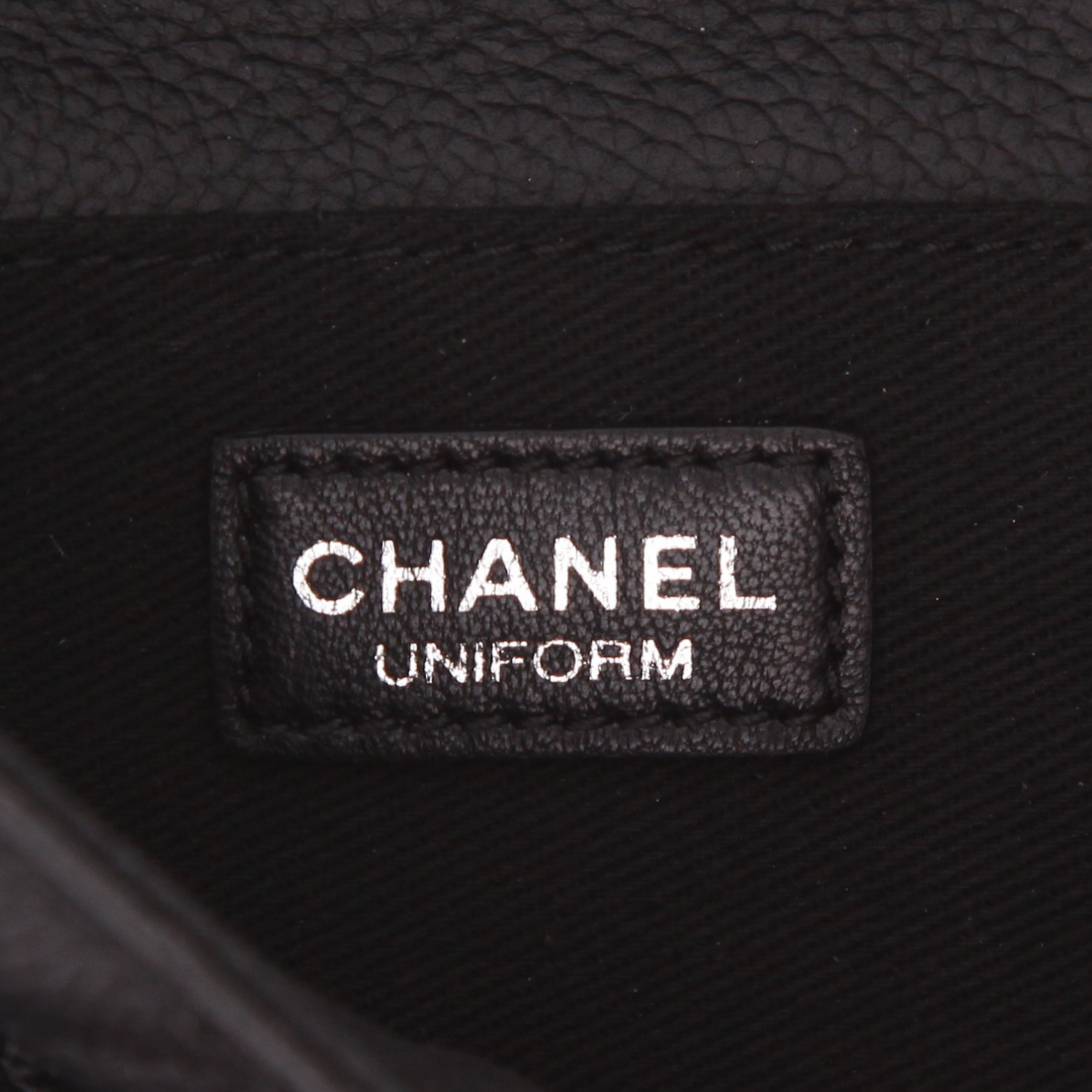 Pochette-ceinture Chanel  Pochette ceinture en cuir grainé noir - Detail D2