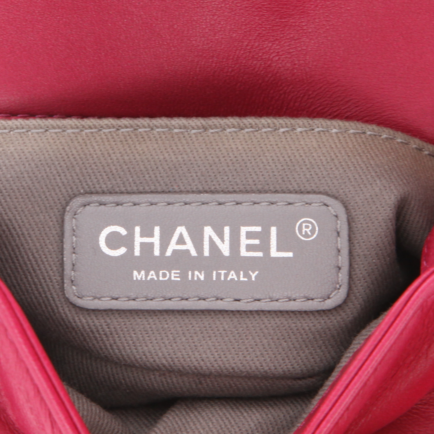 Chanel  Mini Boy shoulder bag  in pink velvet  and pink leather - Detail D2