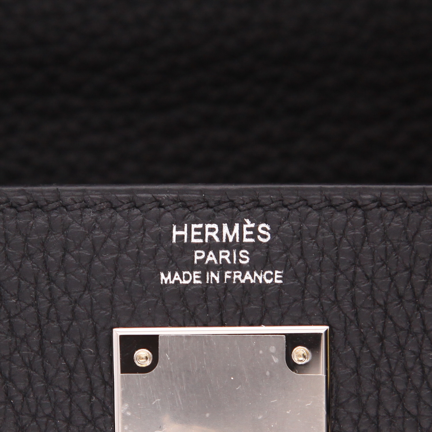 Hermès  Kelly 28 cm handbag  in black togo leather - Detail D2