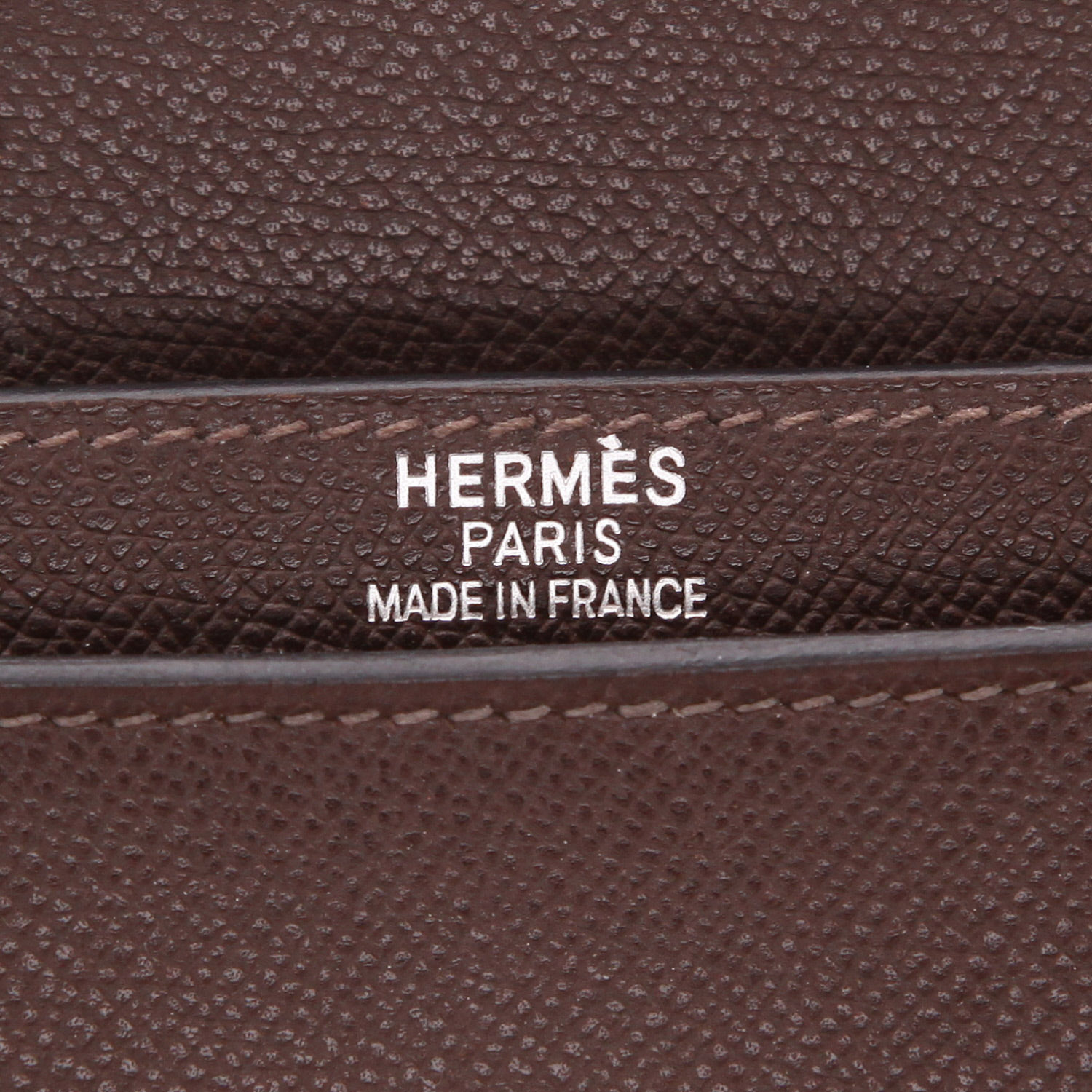 Porte-documents Hermès  Kelly Dépêches en cuir Courchevel marron - Detail D2