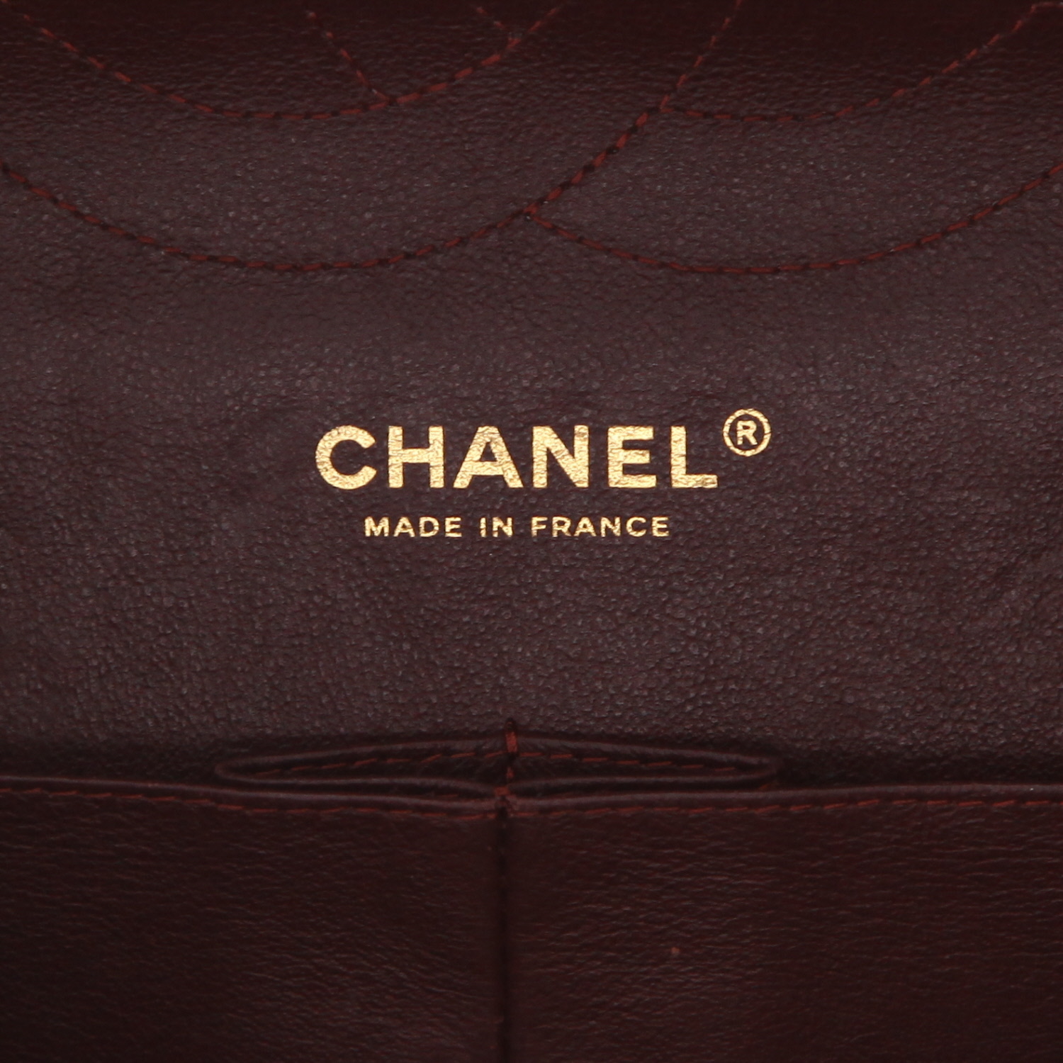Borsa a tracolla Chanel  Timeless Jumbo in pelle martellata e trapuntata nera - Detail D2