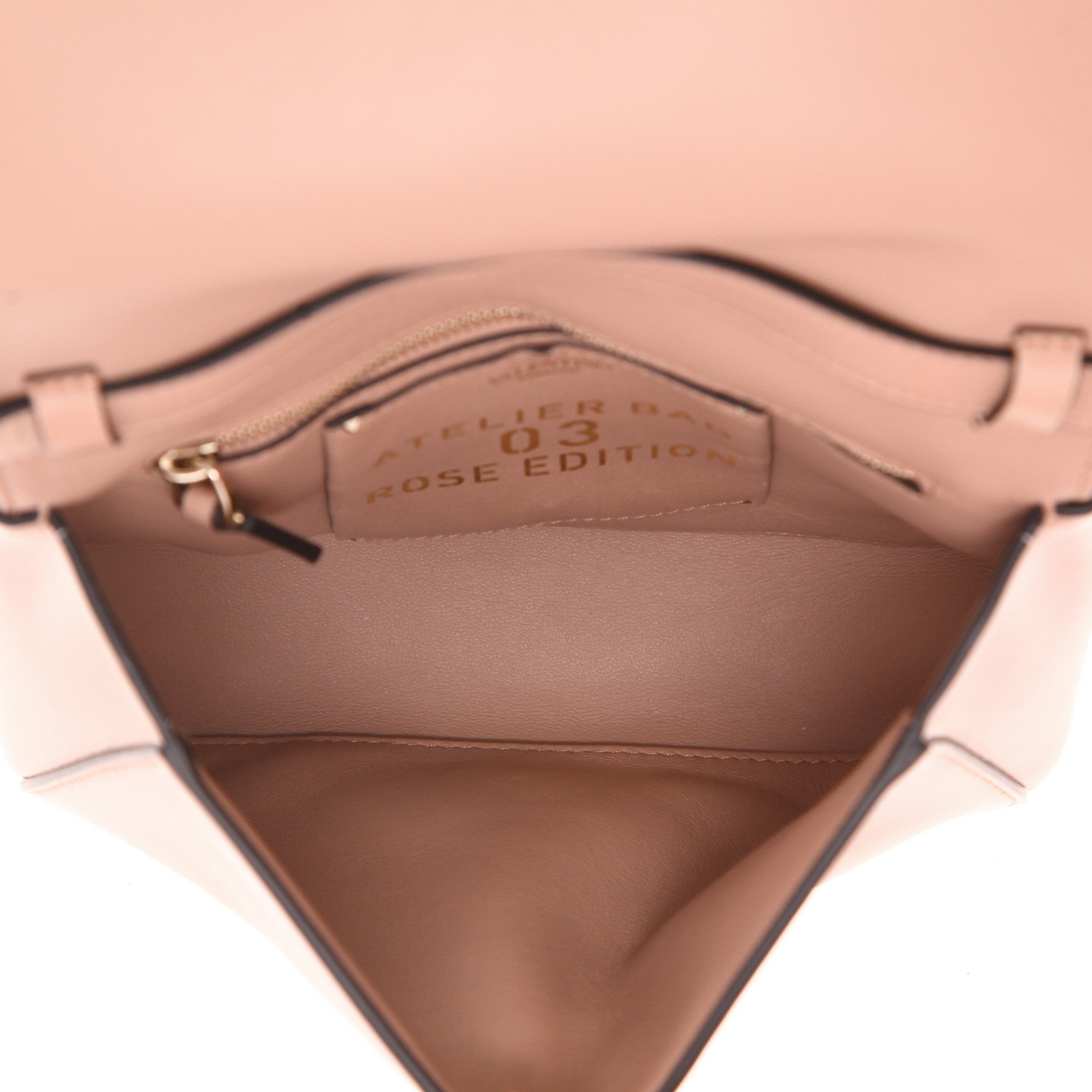 Sac bandoulière Valentino Garavani  Rose Edition en cuir rose-poudre - Detail D3
