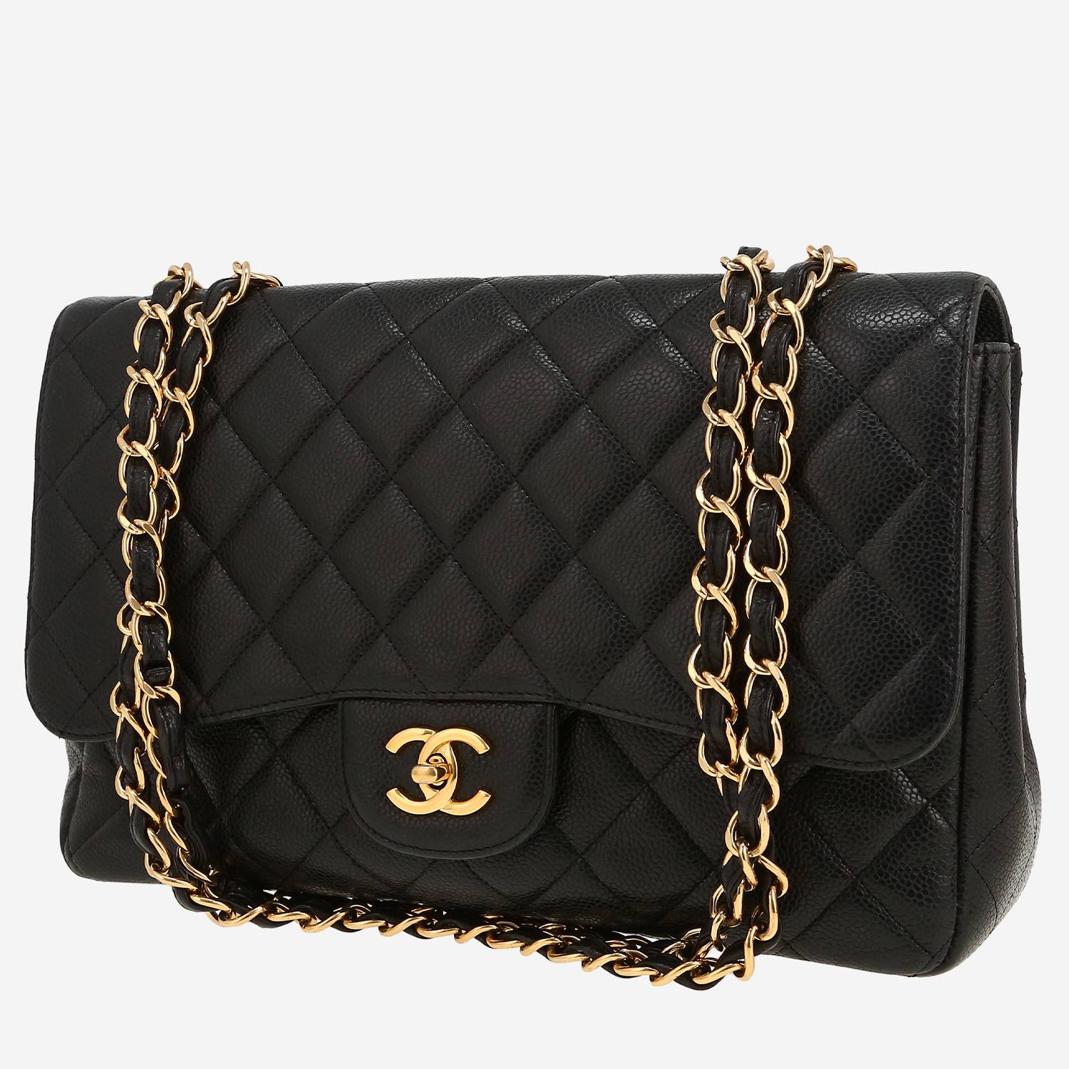 Chanel  Timeless Jumbo shoulder bag  in black quilted grained leather