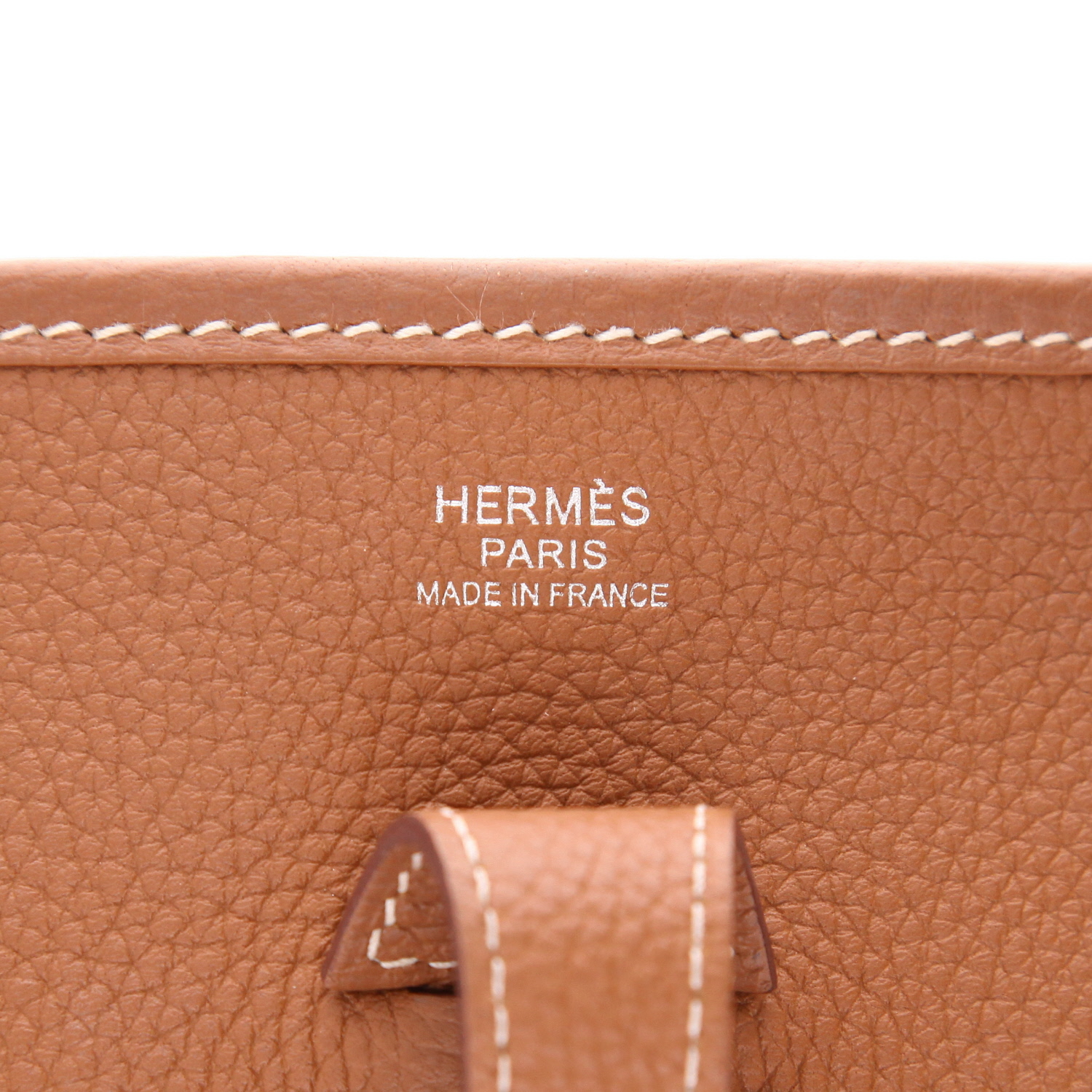 Sac bandoulière Hermès  Evelyne 29 cm en cuir togo gold - Detail D2