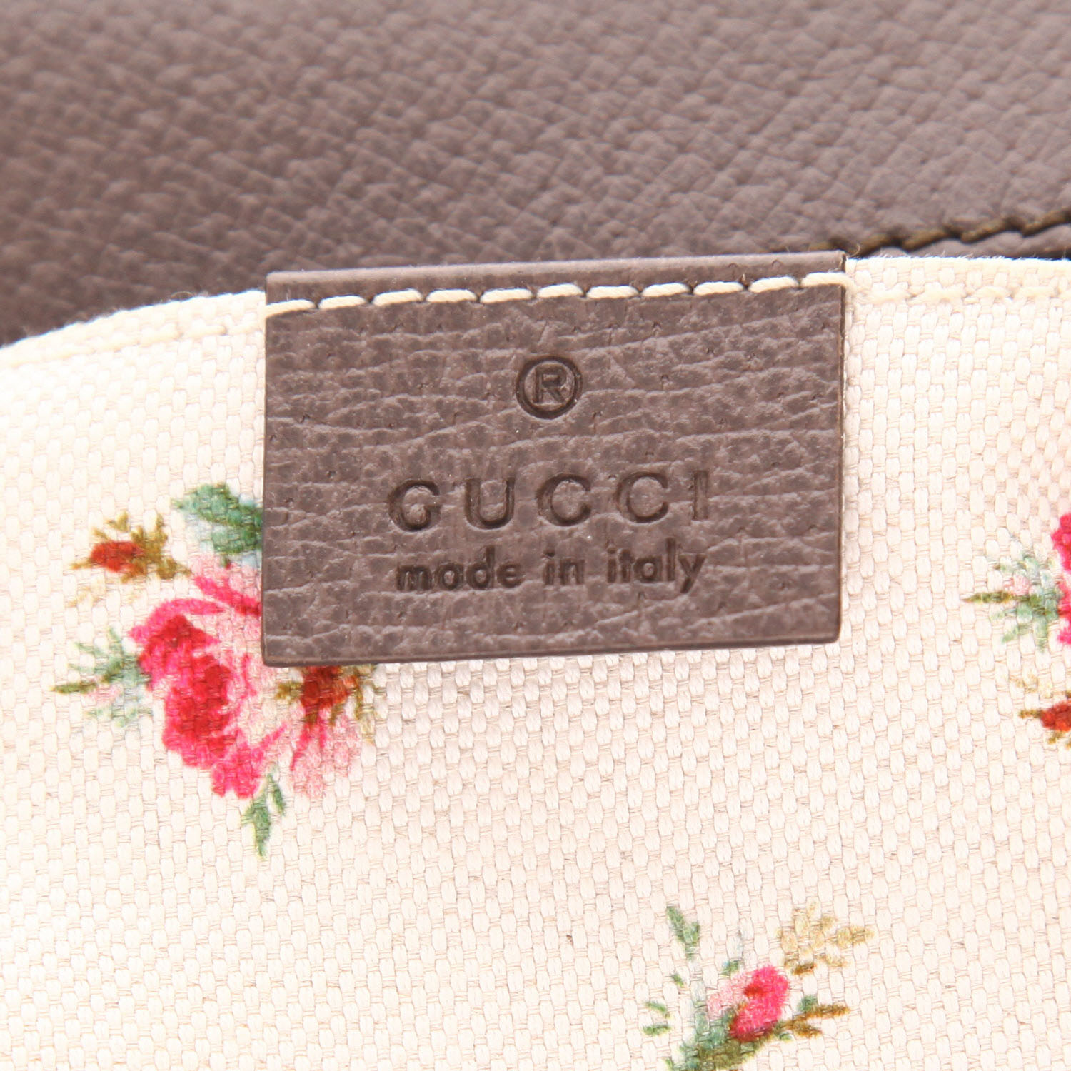 Sac bandoulière Gucci   en toile sûpreme GG beige et cuir marron - Detail D2