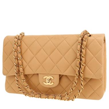 Chanel  Timeless Classic handbag  in beige quilted leather